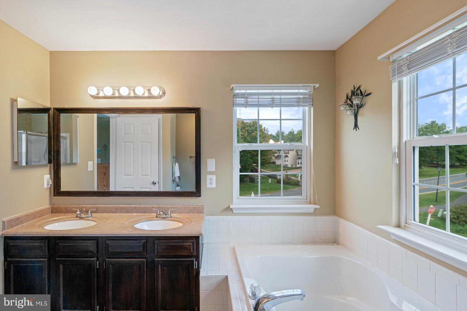 PARK RIDGE - Residential