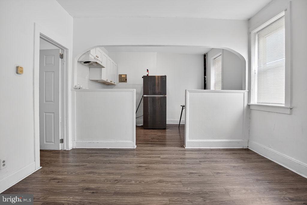 PHILADELPHIA (WEST) - Commercial Sale