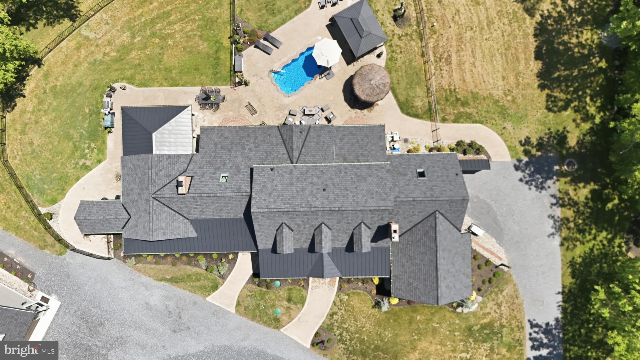 BARTON HALL - Residential