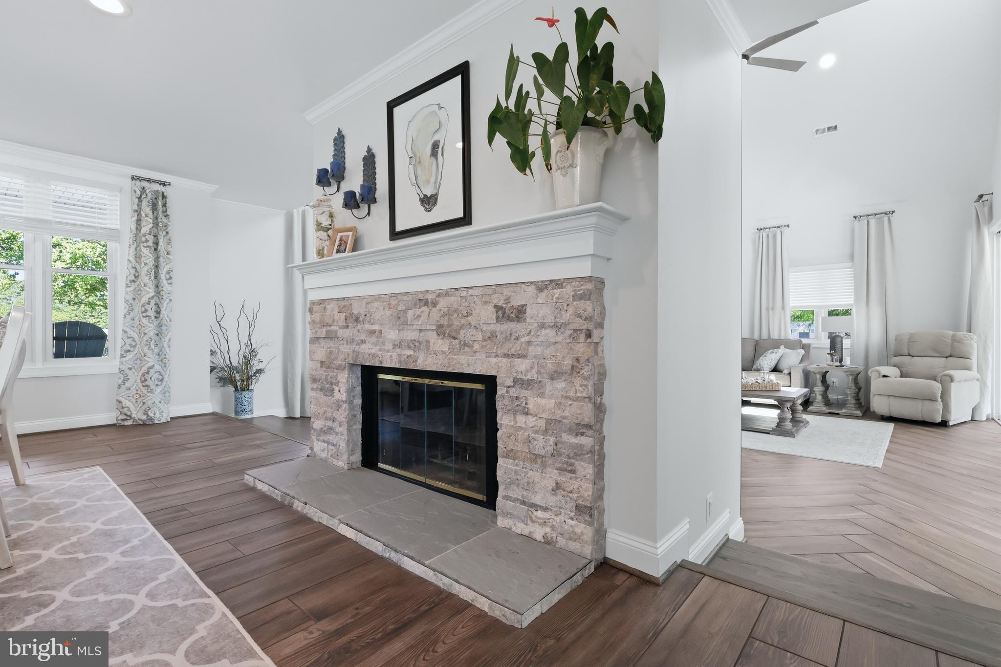 BARTON HALL - Residential