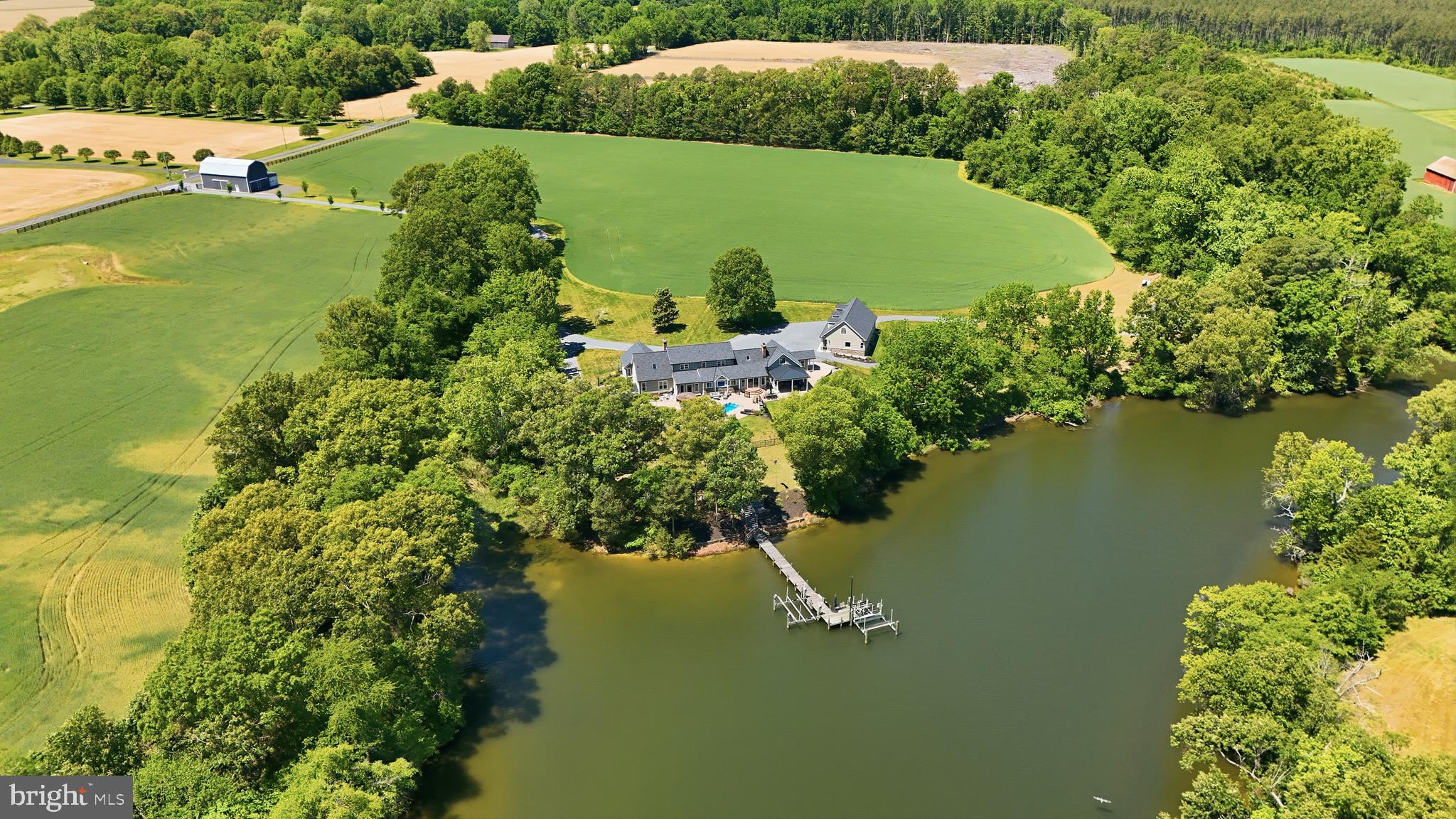 BARTON HALL - Residential