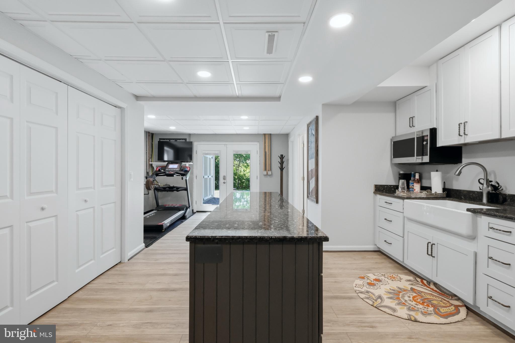 BARTON HALL - Residential