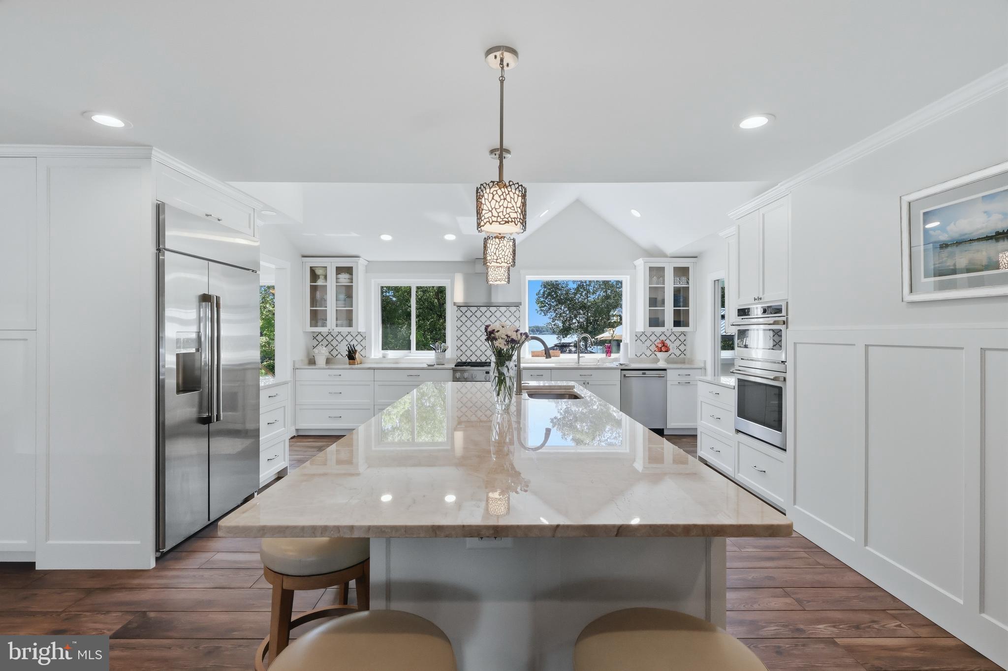 BARTON HALL - Residential