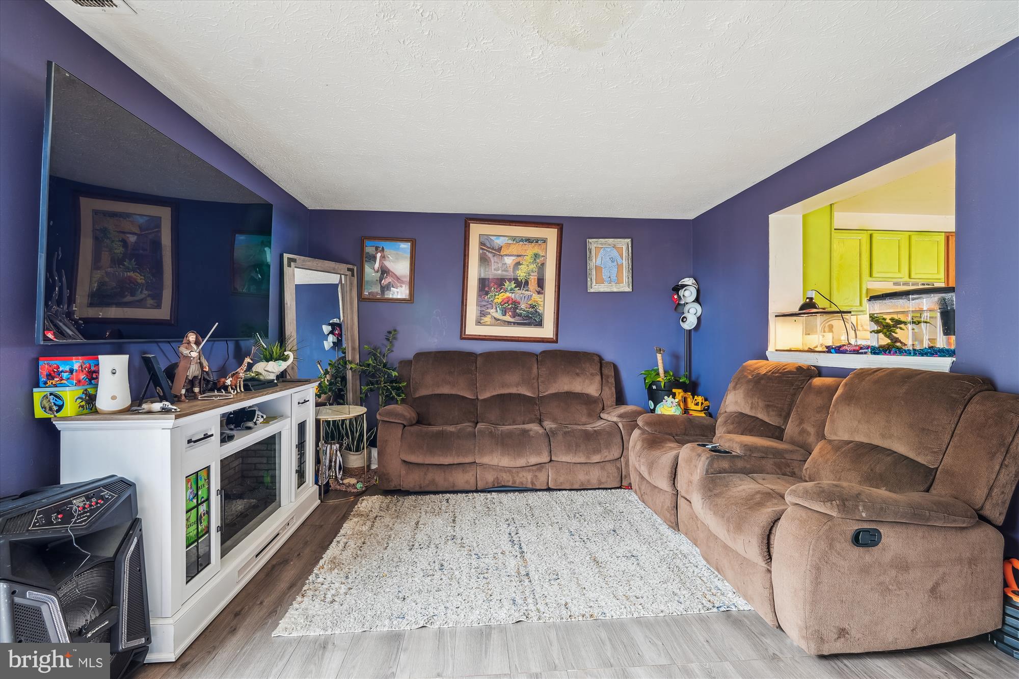 HILLCREST ORCHARDS - Residential