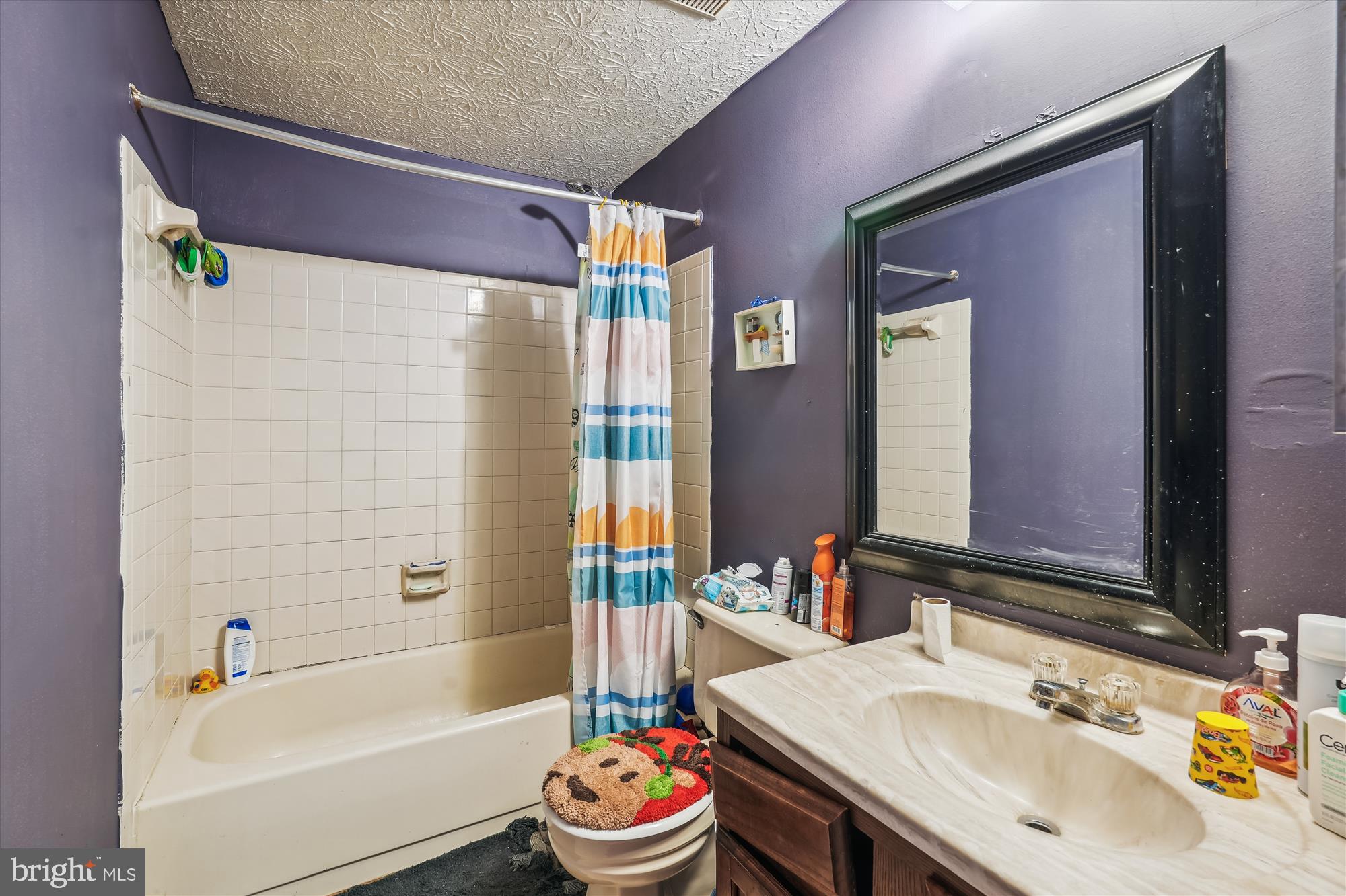 HILLCREST ORCHARDS - Residential