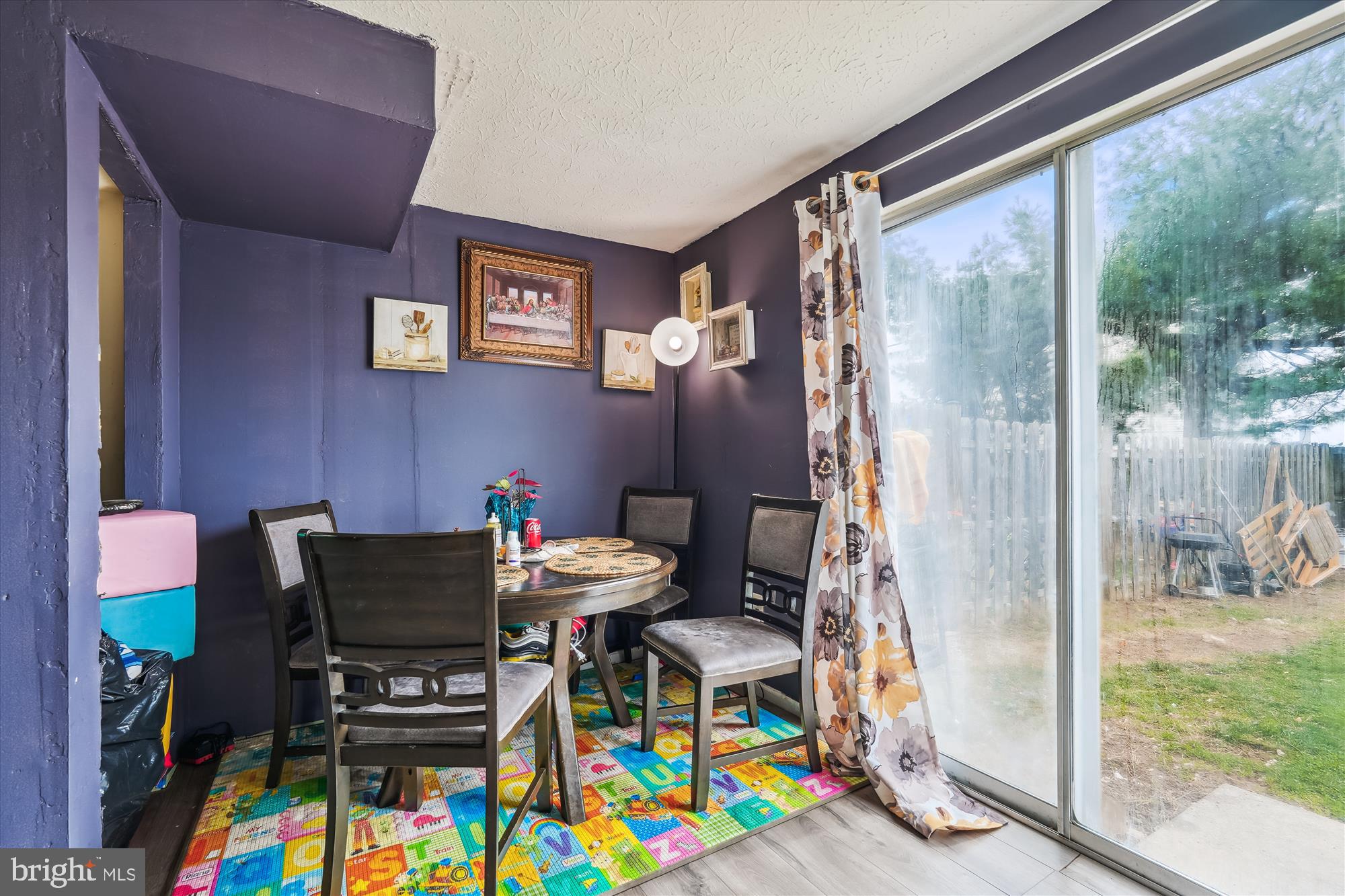 HILLCREST ORCHARDS - Residential