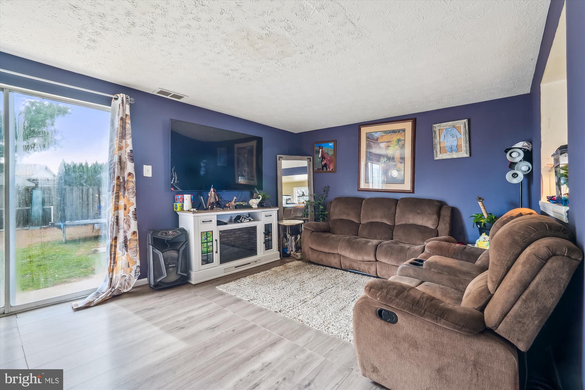 HILLCREST ORCHARDS - Residential