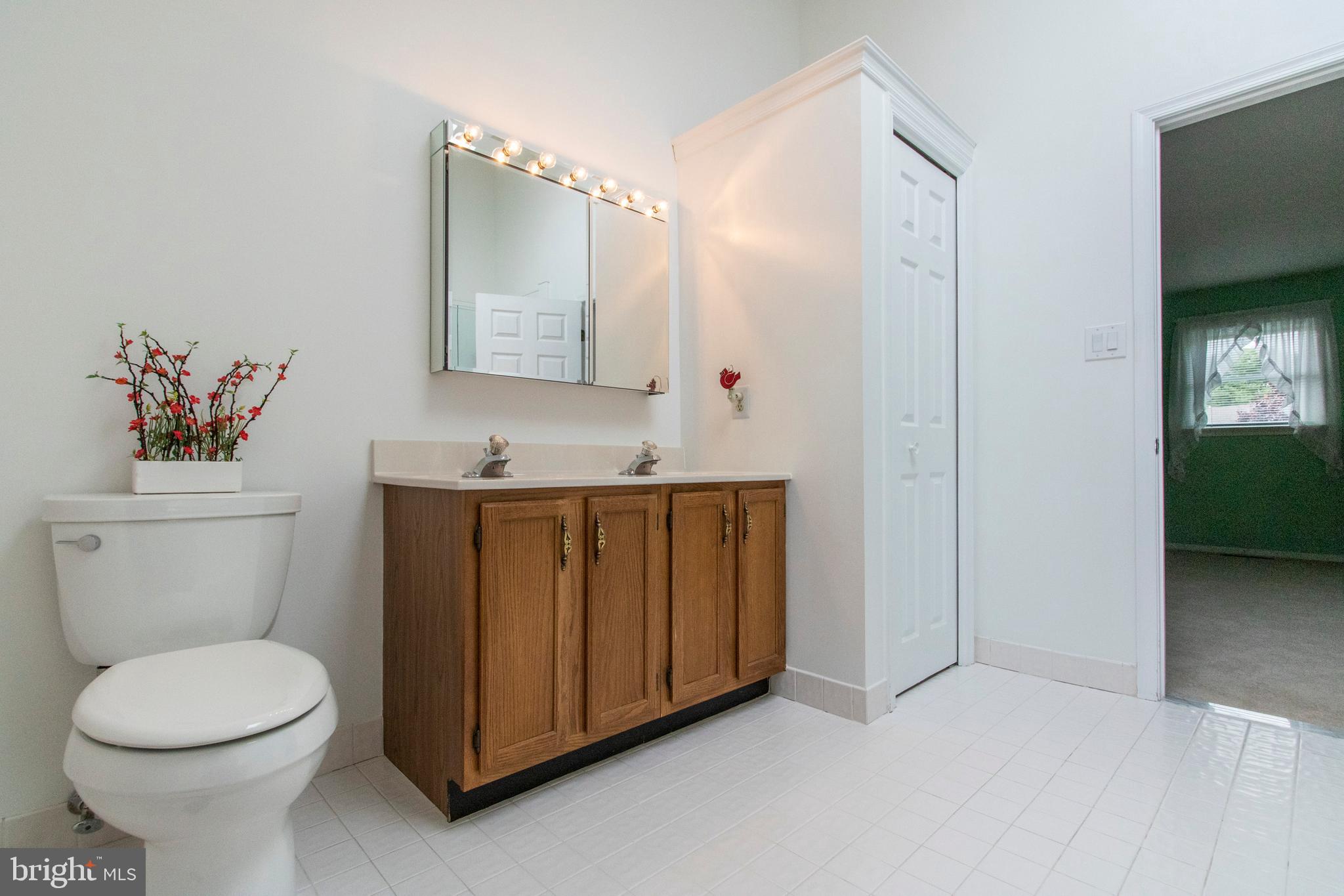 MEWS AT BLUE BELL - Residential