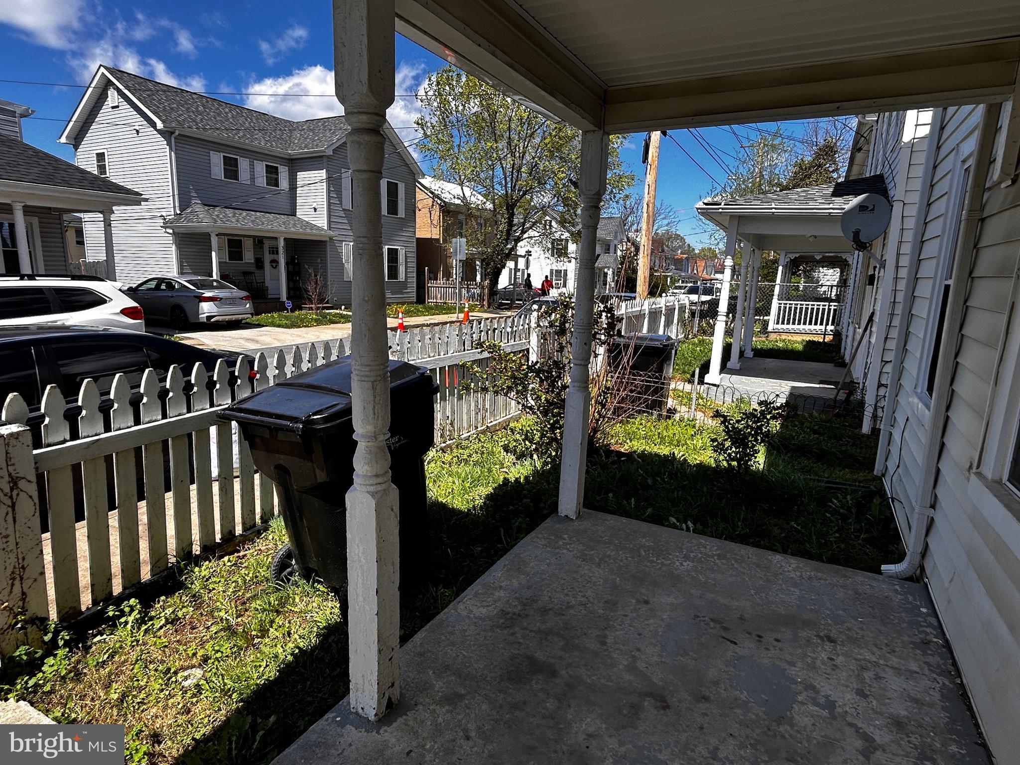 320 HIGHLAND AVENUE