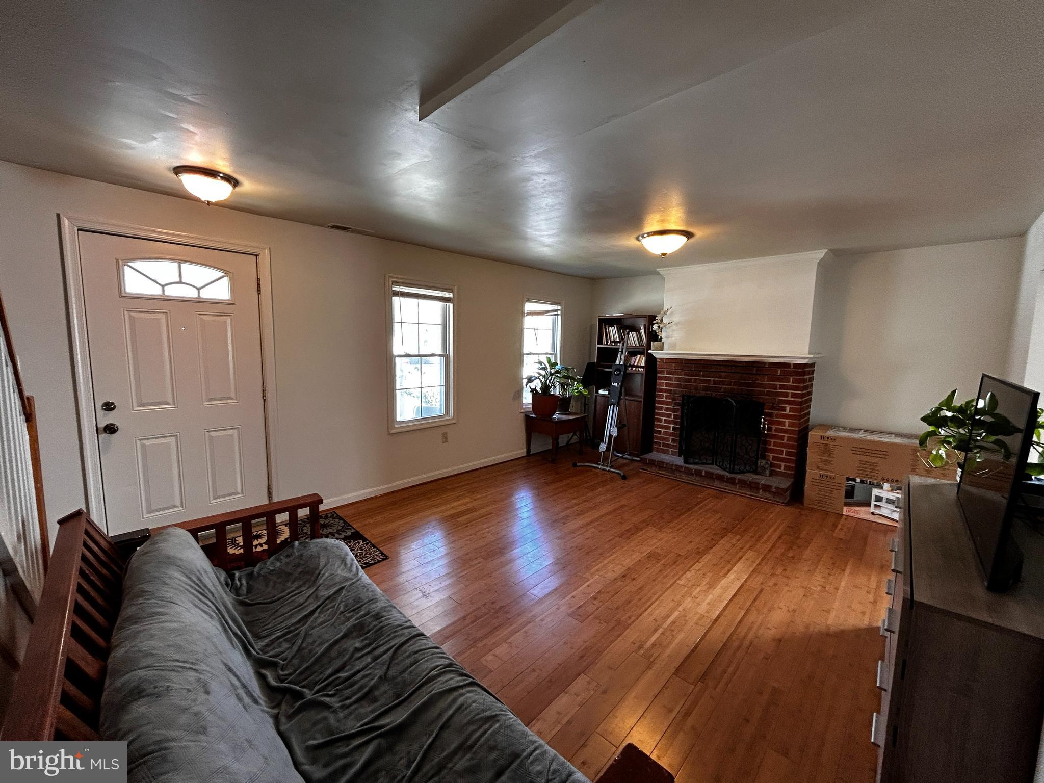 320 HIGHLAND AVENUE