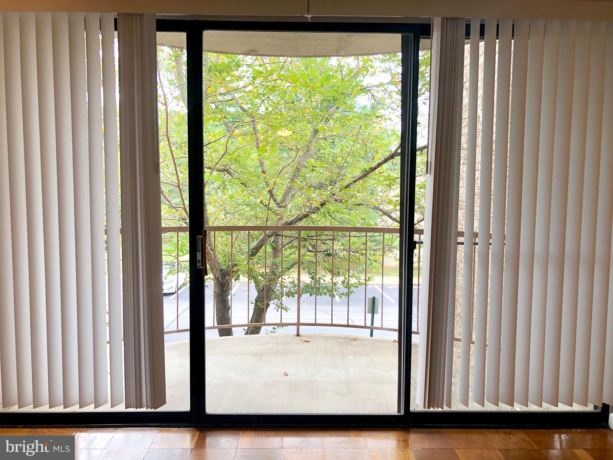 HUNTLEY SQUARE CONDOMINIUMS - Residential Lease