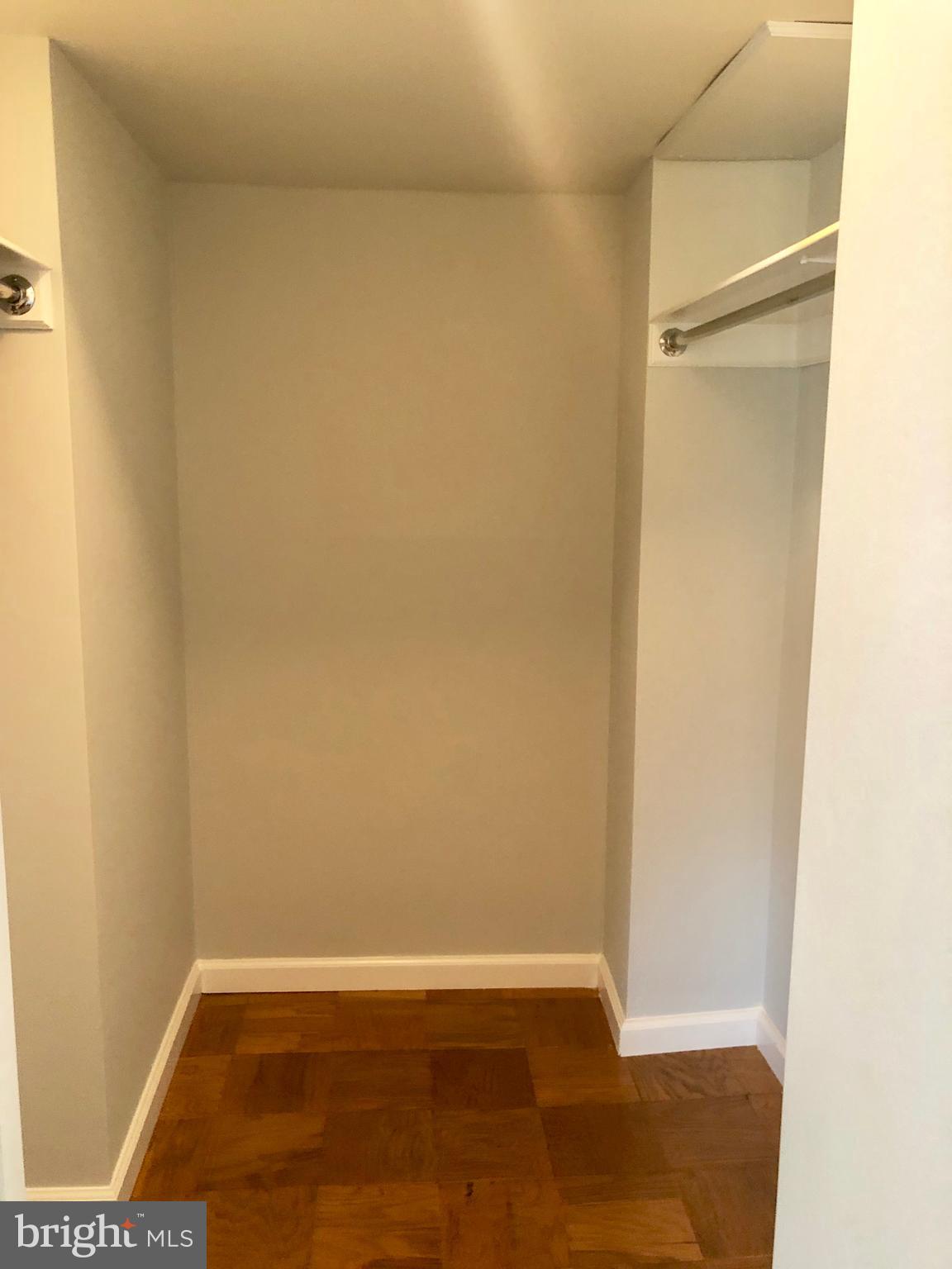 HUNTLEY SQUARE CONDOMINIUMS - Residential Lease