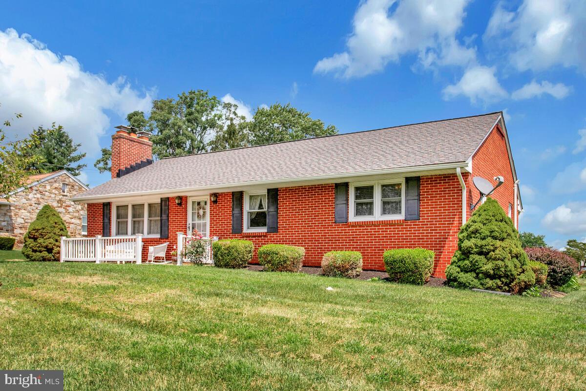 228 HOOK ROAD