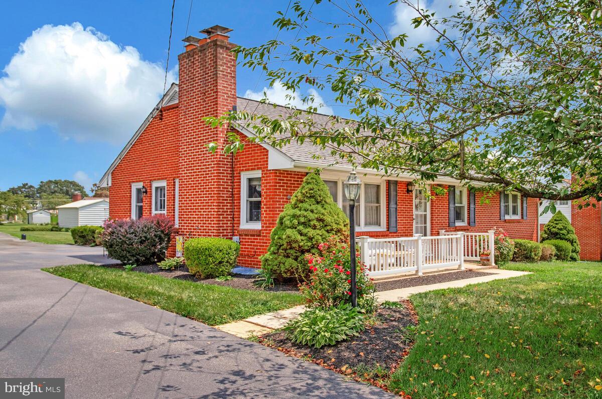 228 HOOK ROAD