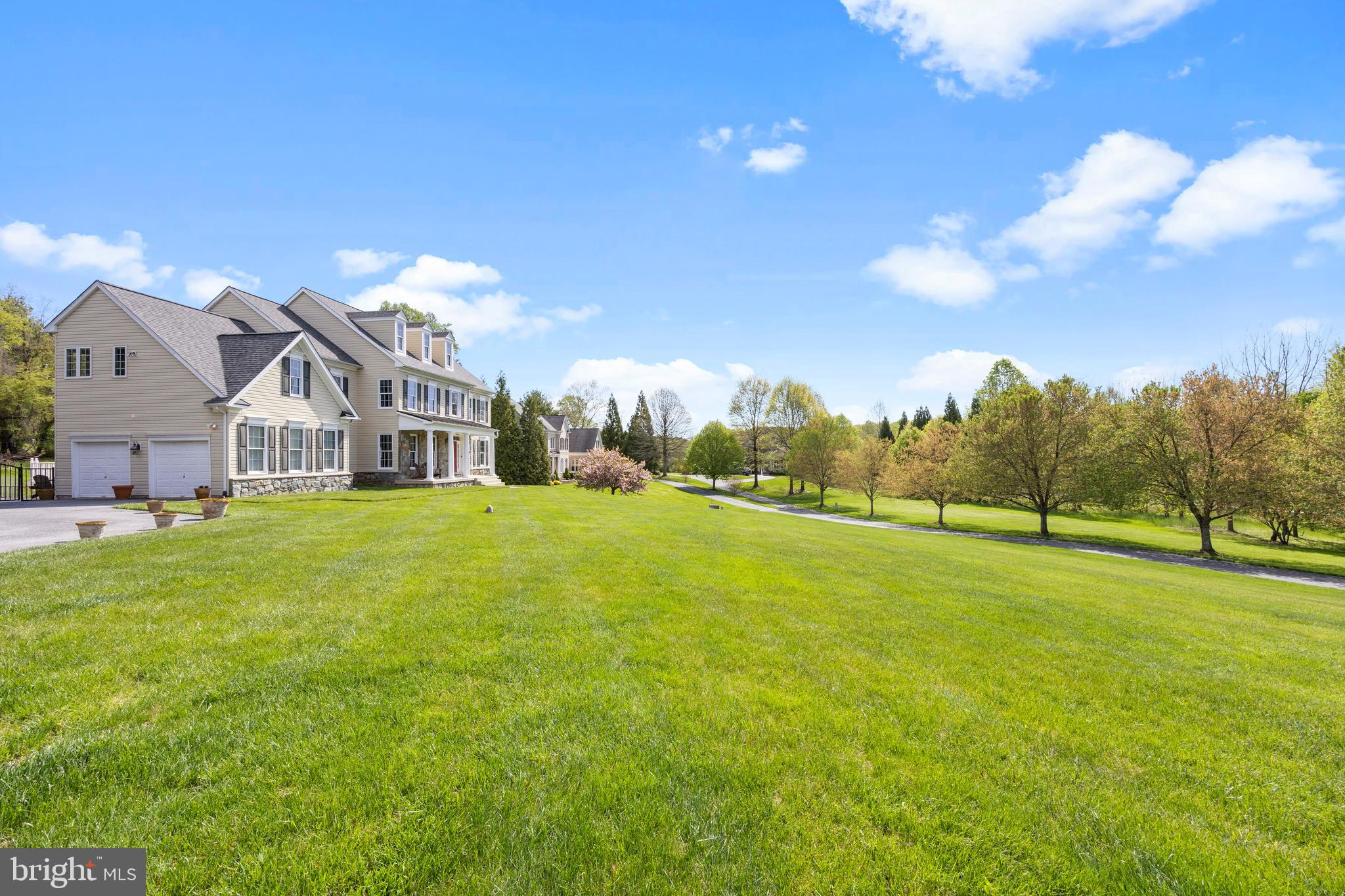 BUCKSKIN LAKE - Residential