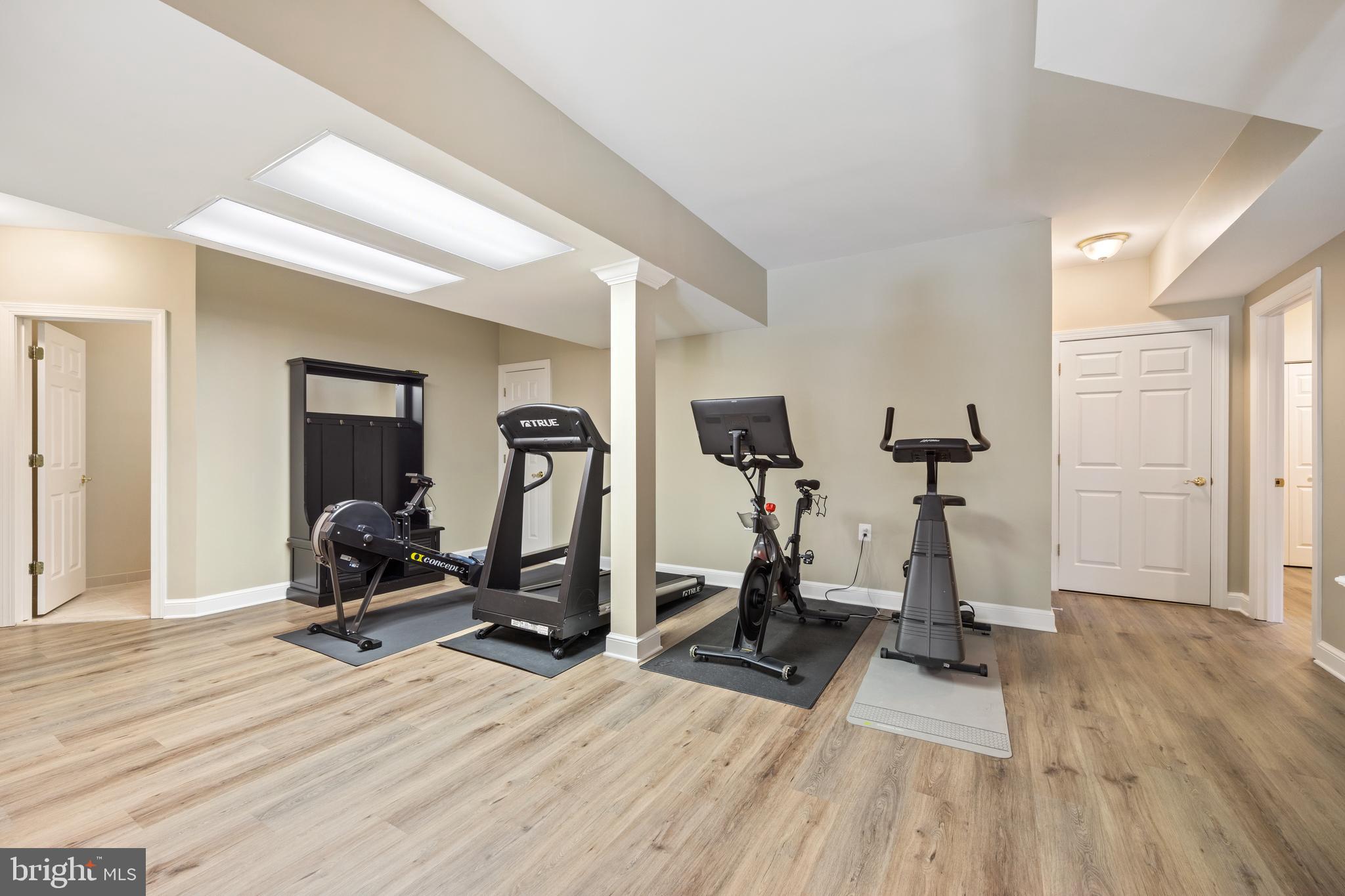 BUCKSKIN LAKE - Residential