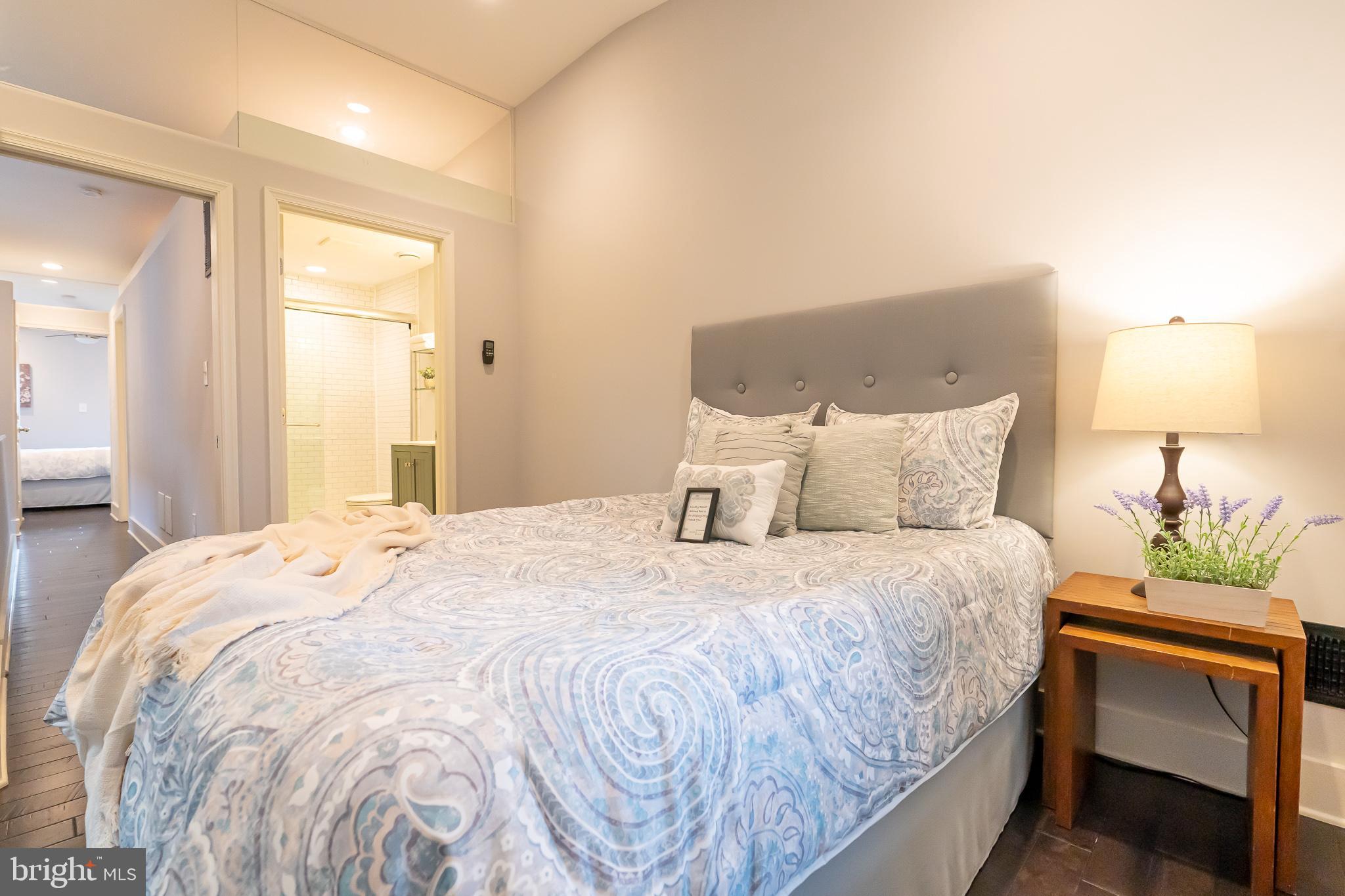 HAMPDEN HISTORIC DISTRICT - Residential Lease