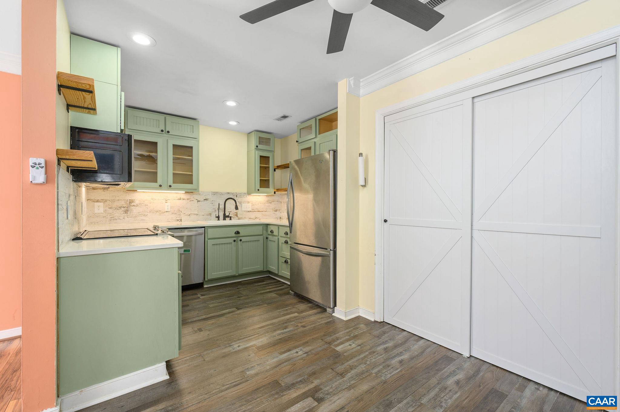 REDFIELDS - Residential