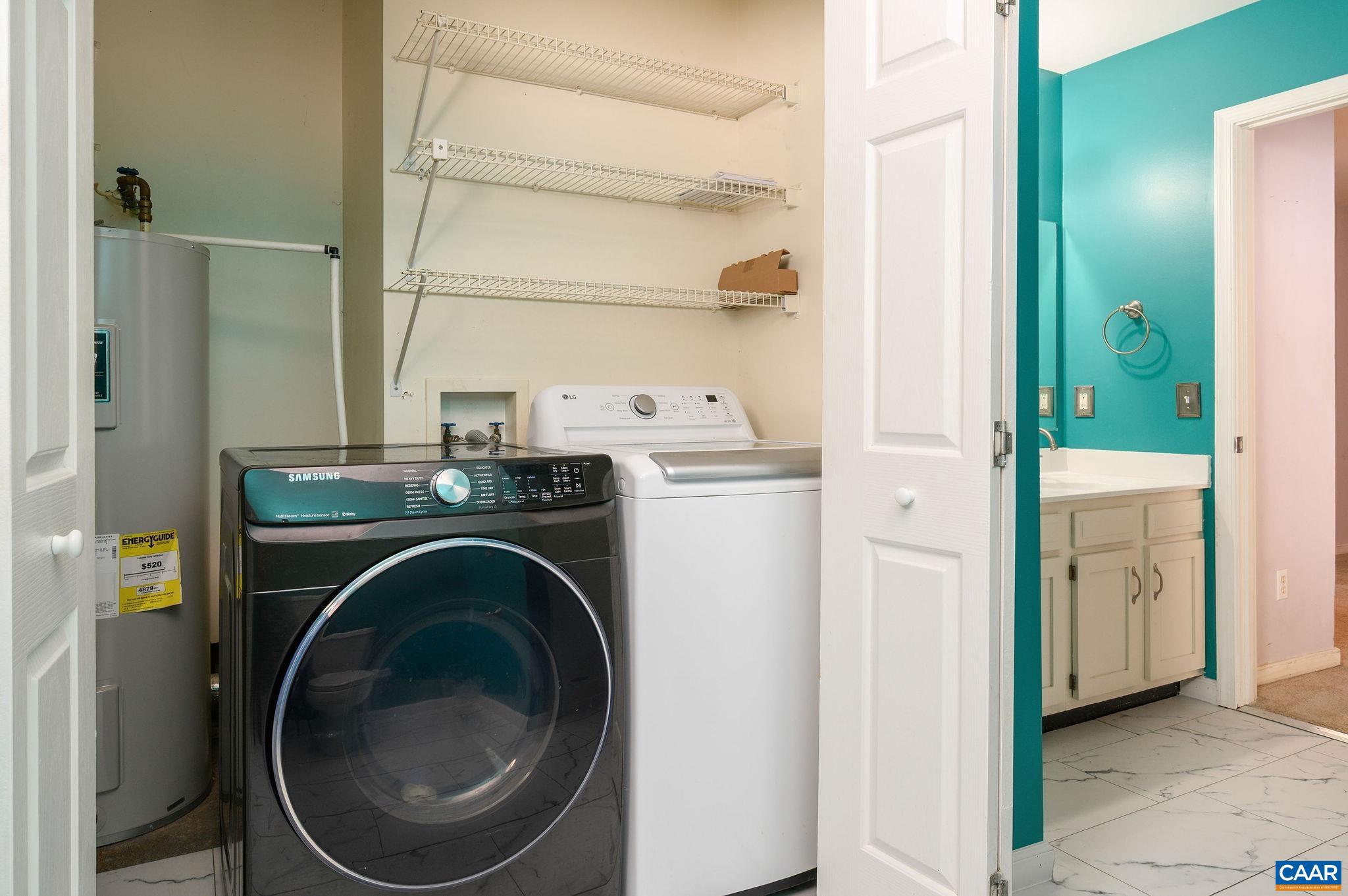 REDFIELDS - Residential