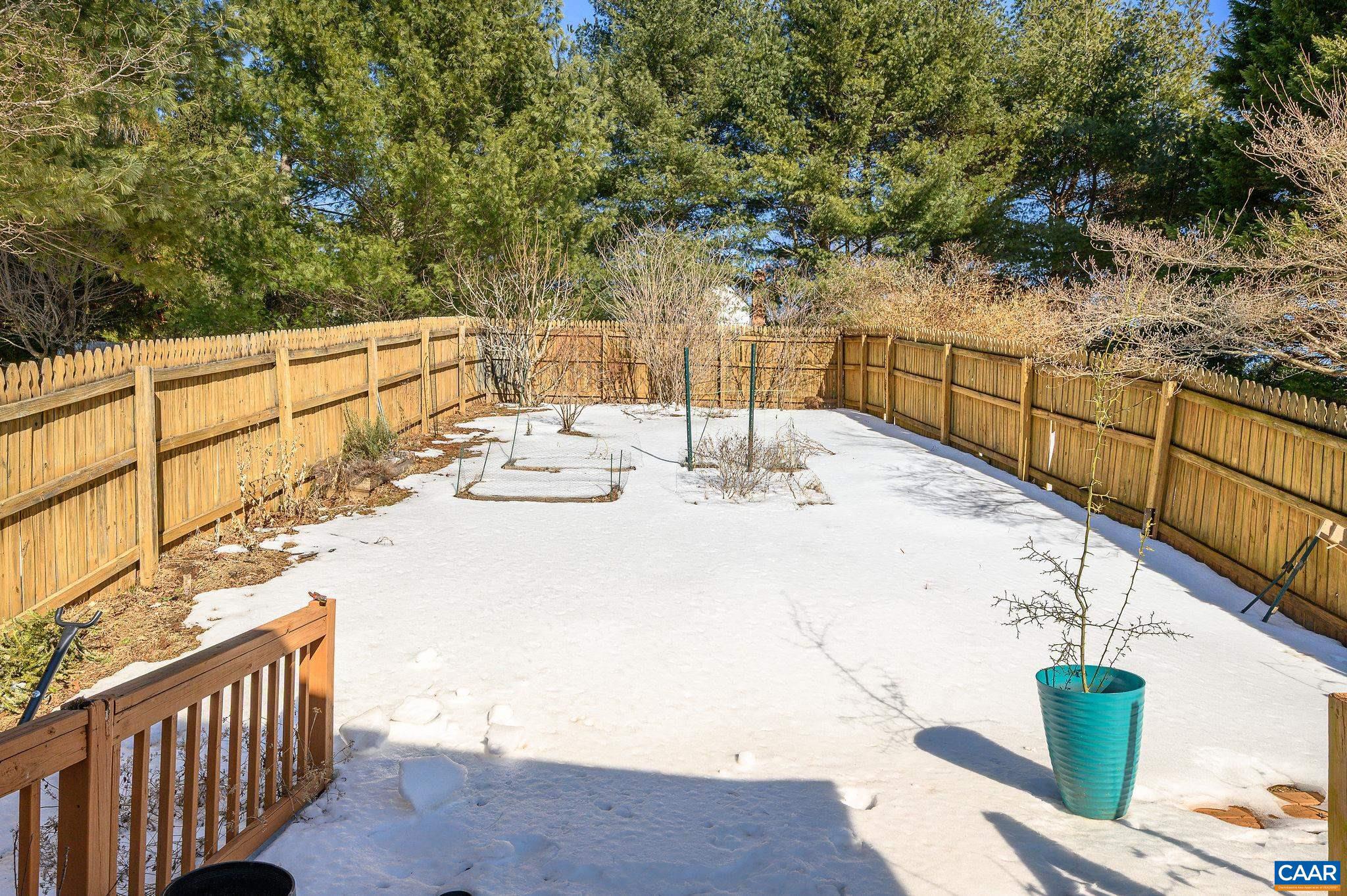 REDFIELDS - Residential