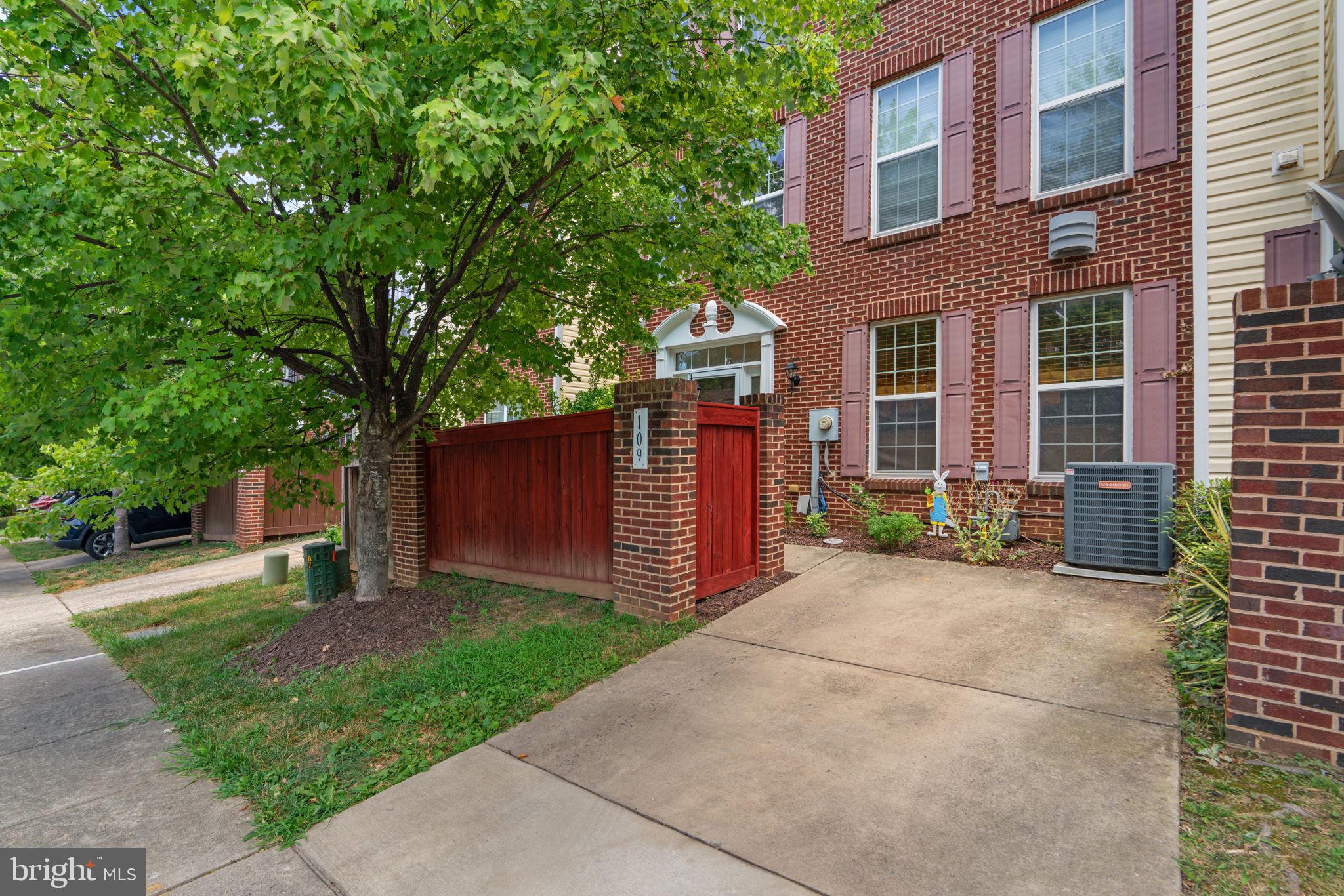 109 WHISKEY CREEK CIRCLE