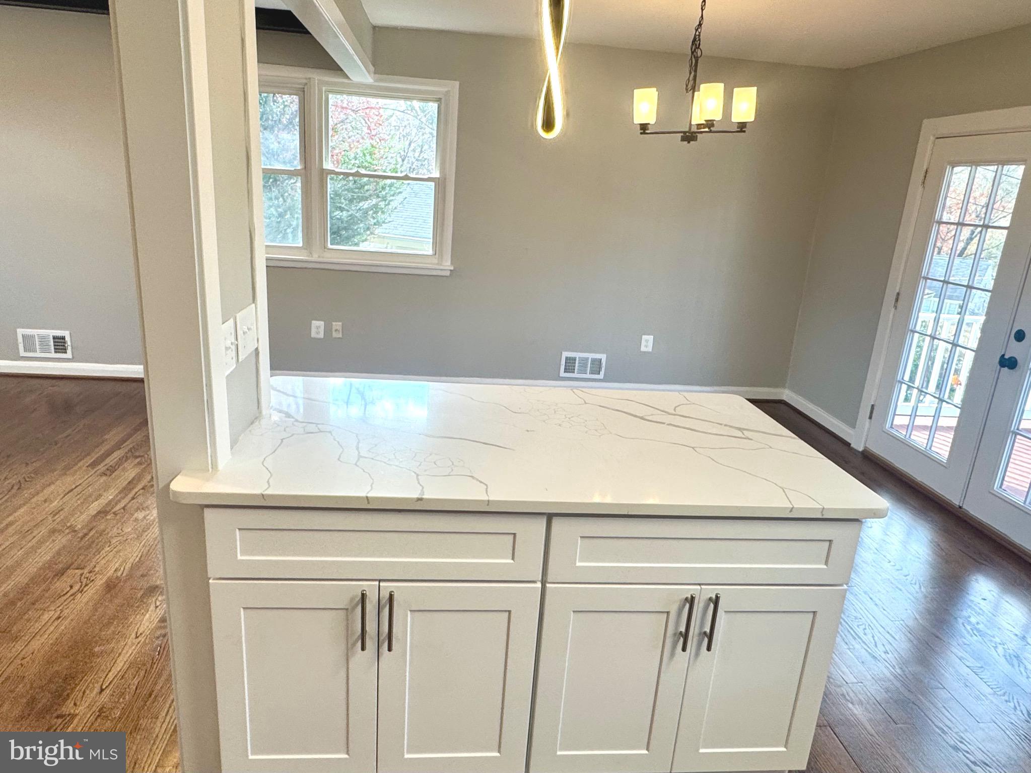 GLENDALE - Residential