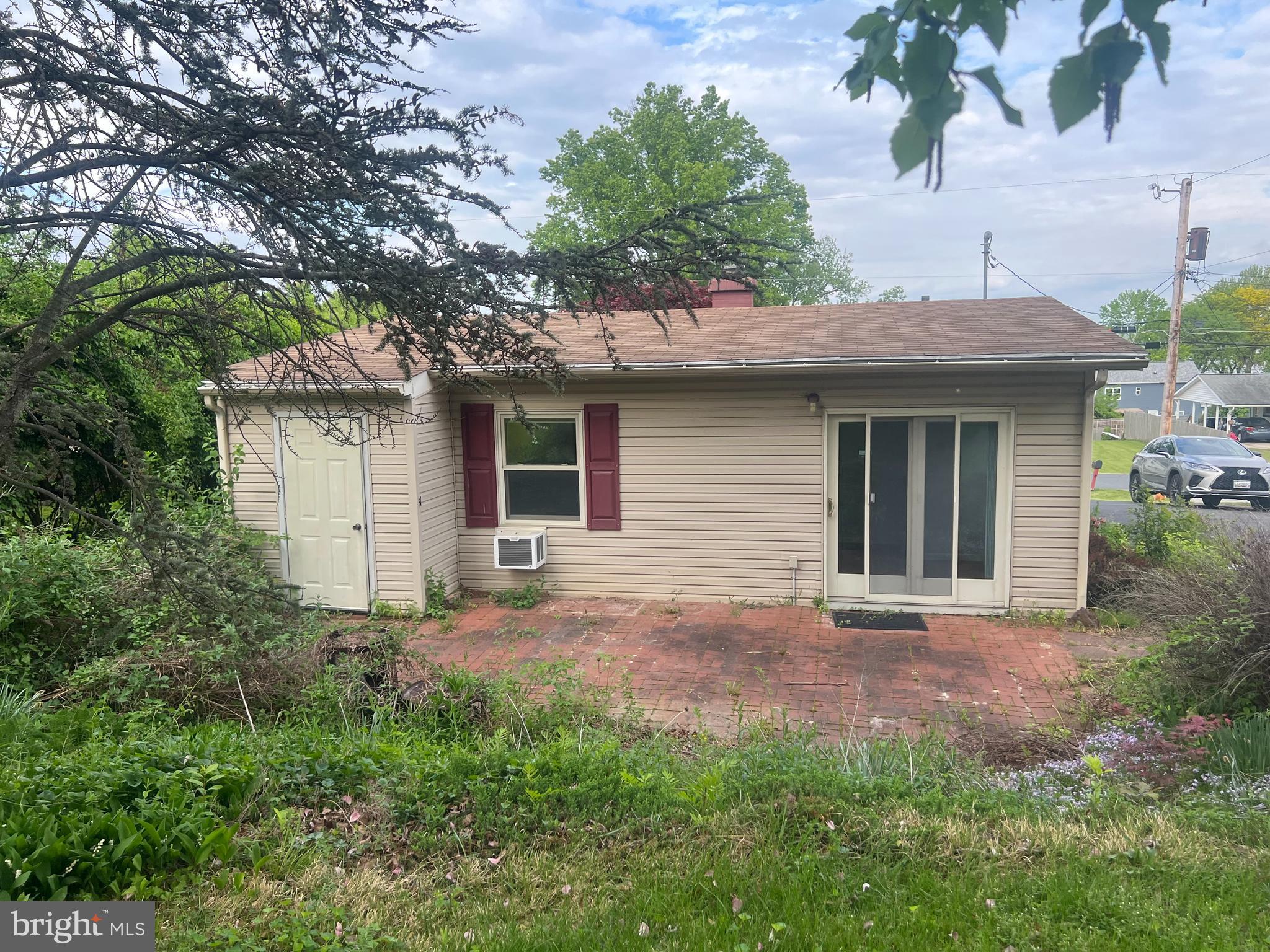 1531 CARPENTERS POINT ROAD