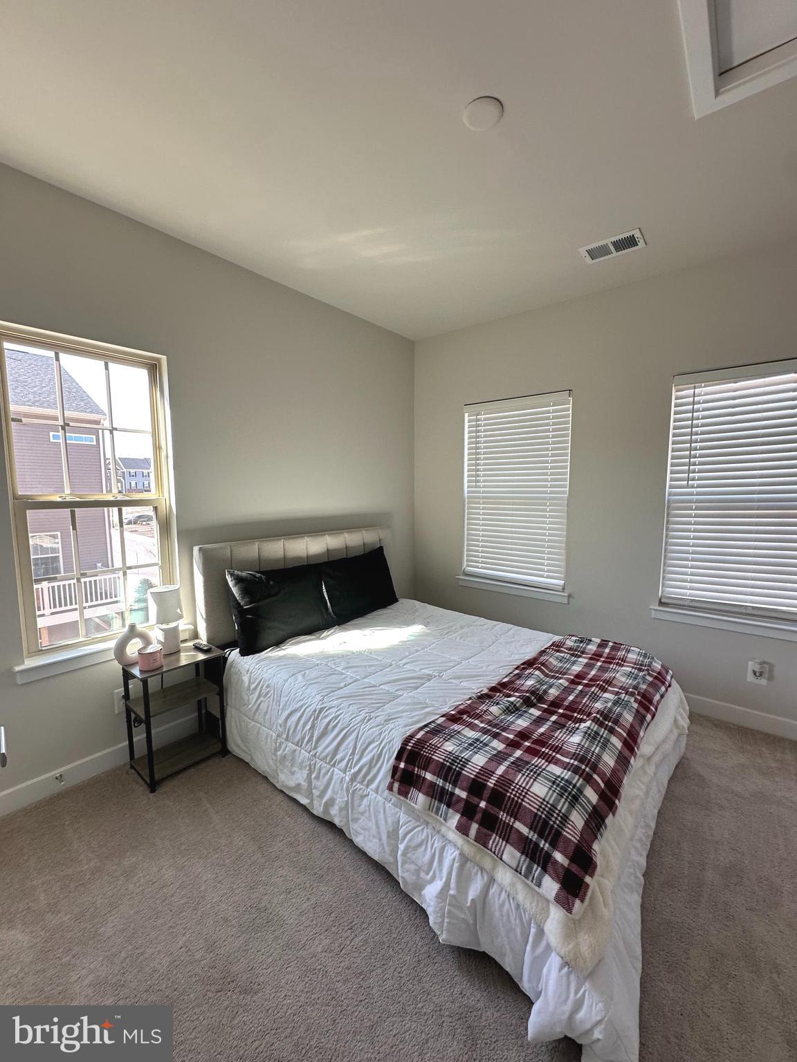 ARMSTRONG VILLAGE - Residential Lease