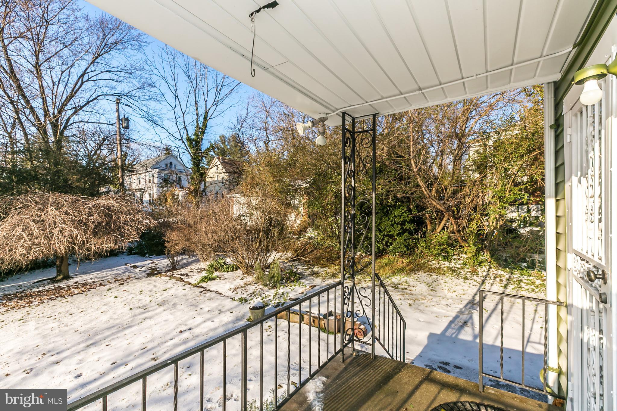 LAURAVILLE HISTORIC DISTRICT - Residential