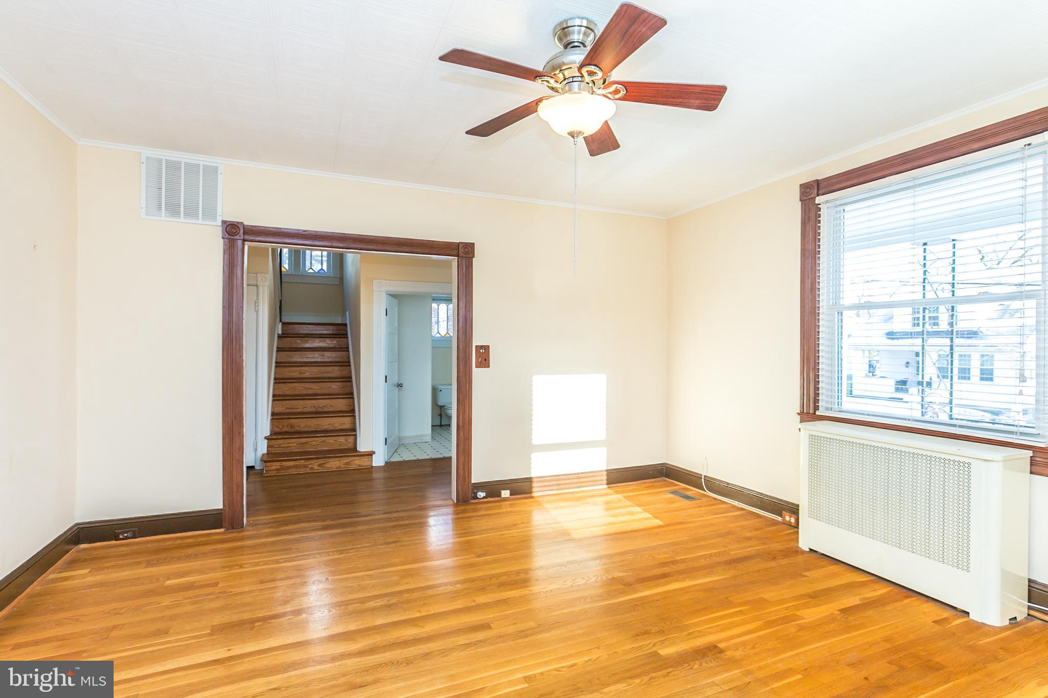 LAURAVILLE HISTORIC DISTRICT - Residential