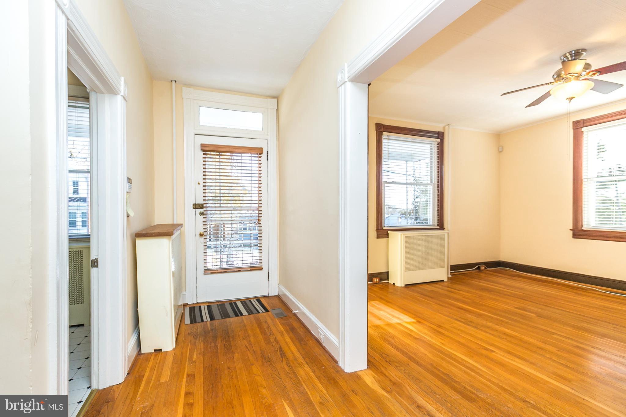 LAURAVILLE HISTORIC DISTRICT - Residential