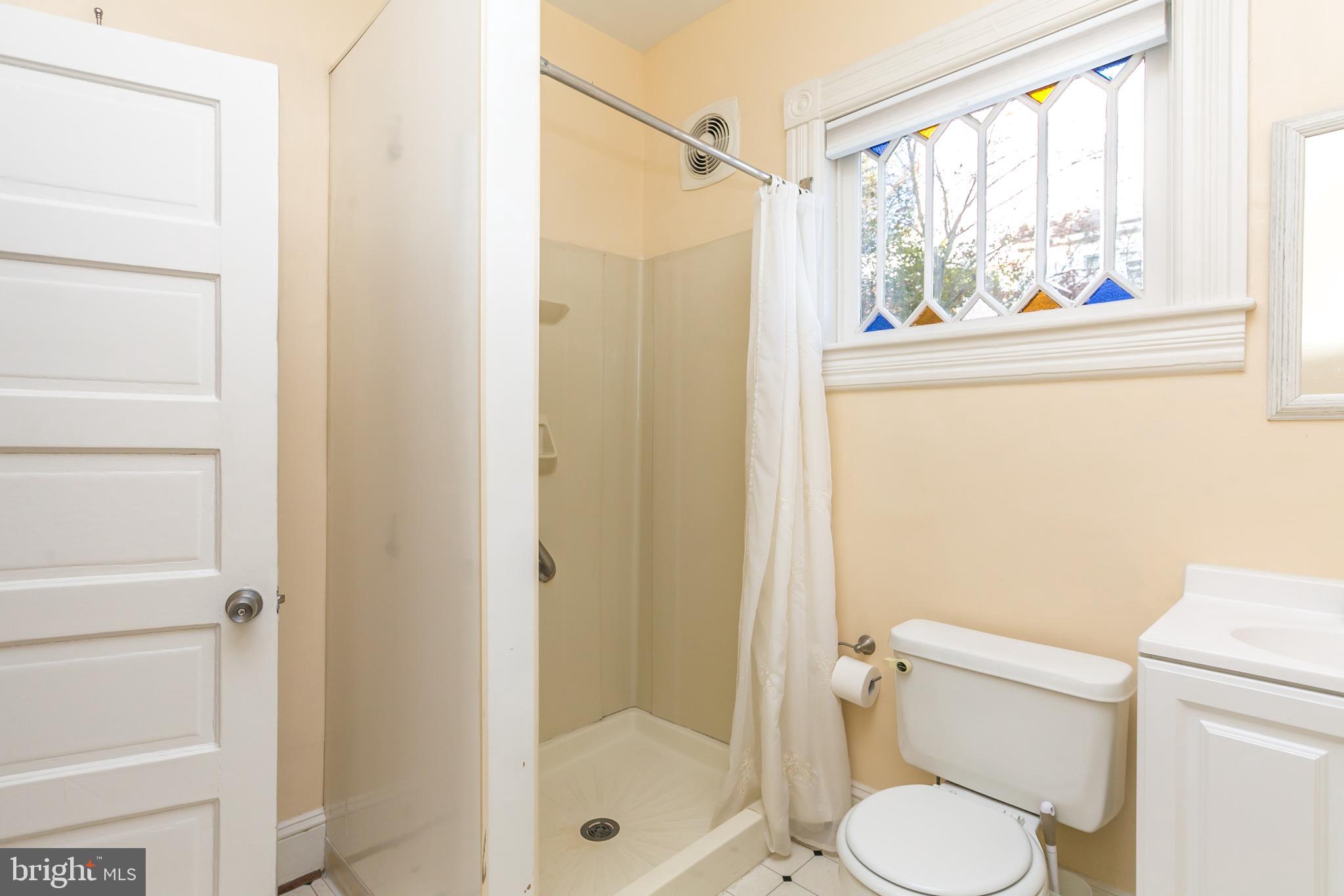 LAURAVILLE HISTORIC DISTRICT - Residential