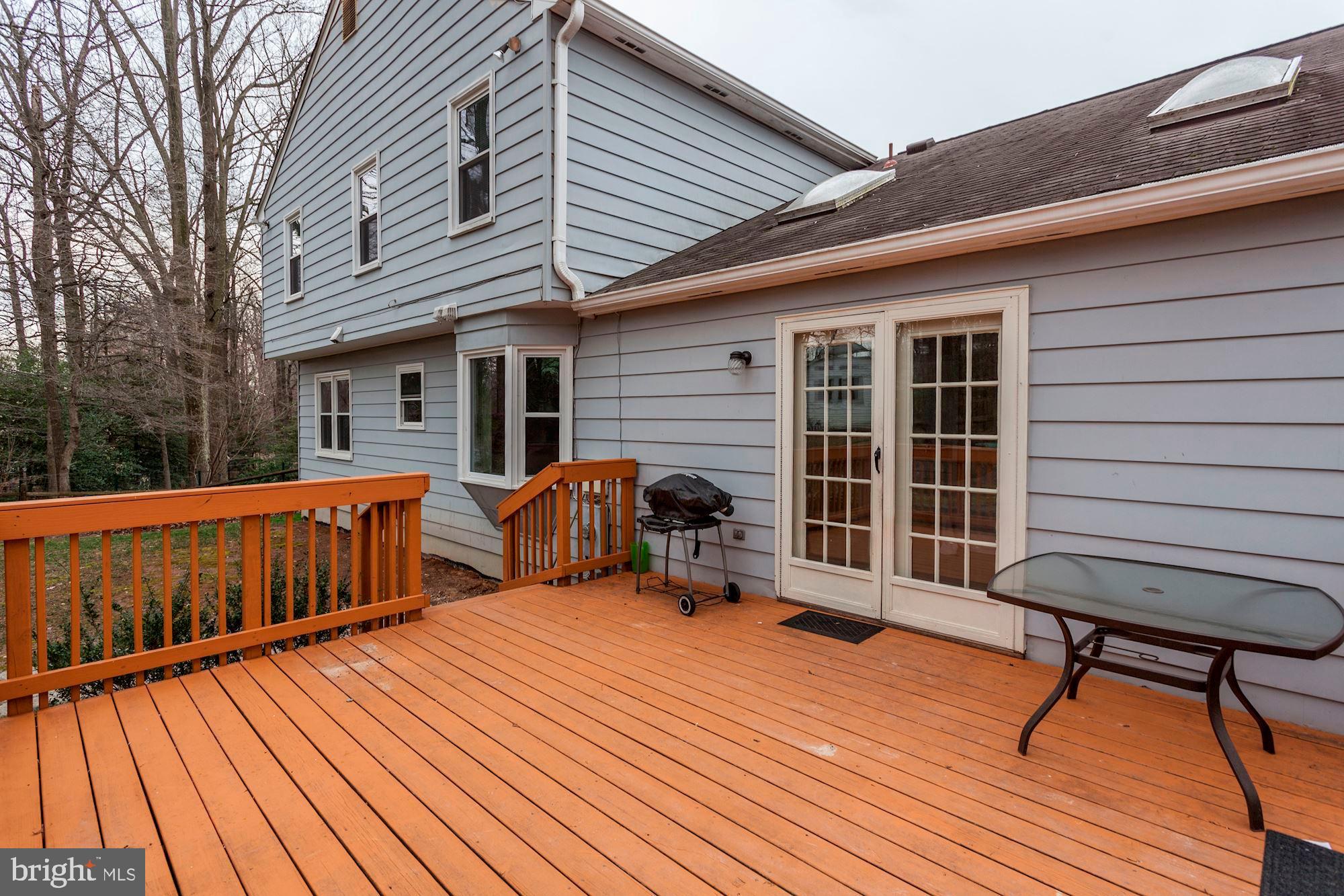 KENWOOD OAKS - Residential