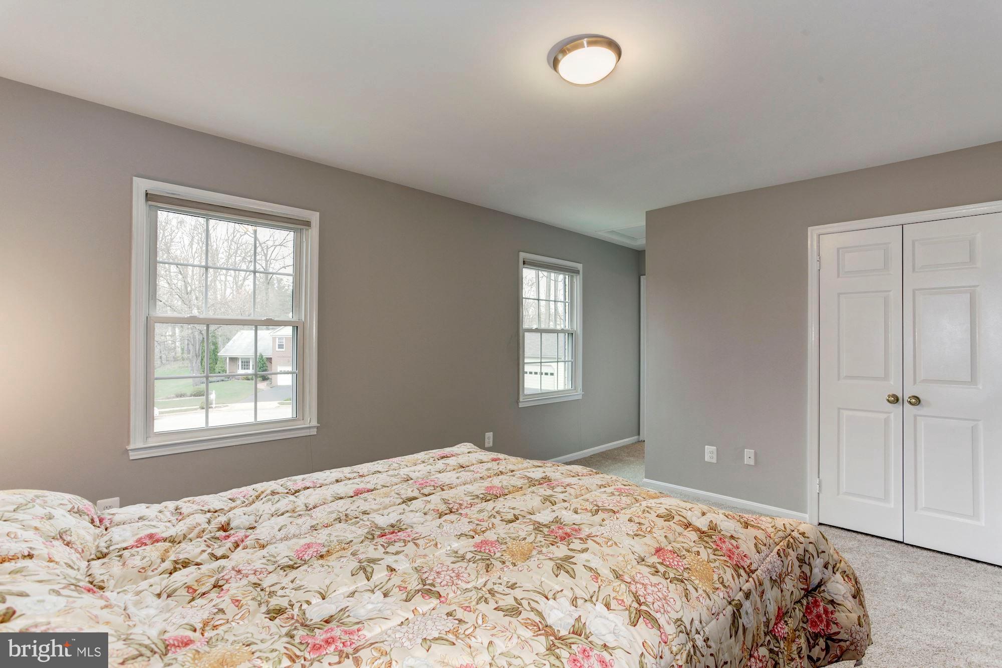 KENWOOD OAKS - Residential