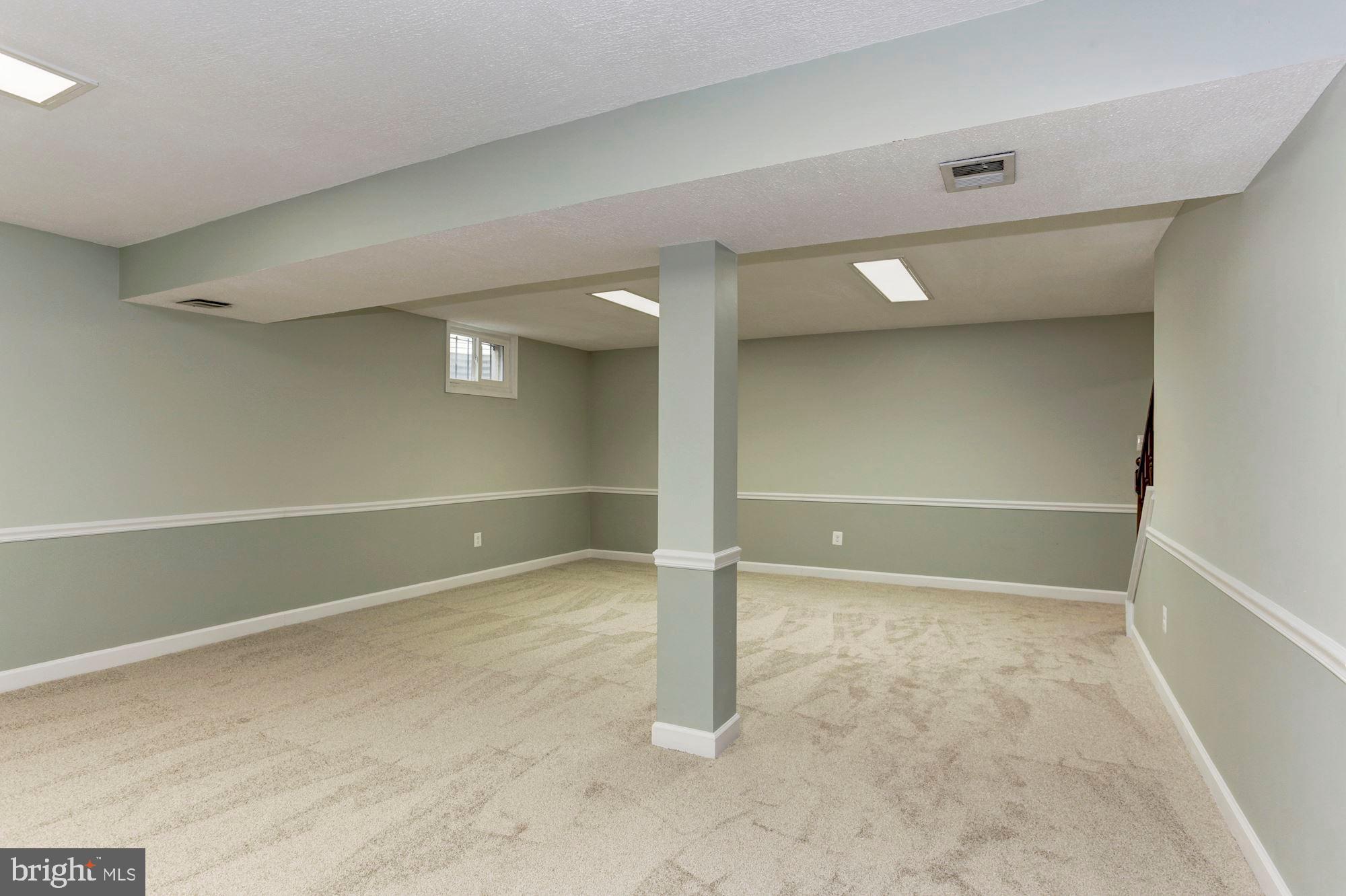 KENWOOD OAKS - Residential