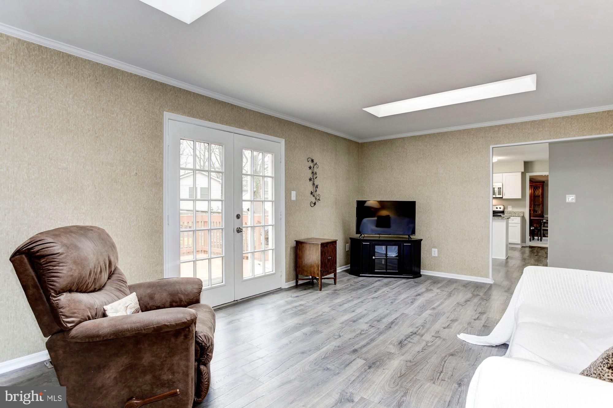 KENWOOD OAKS - Residential