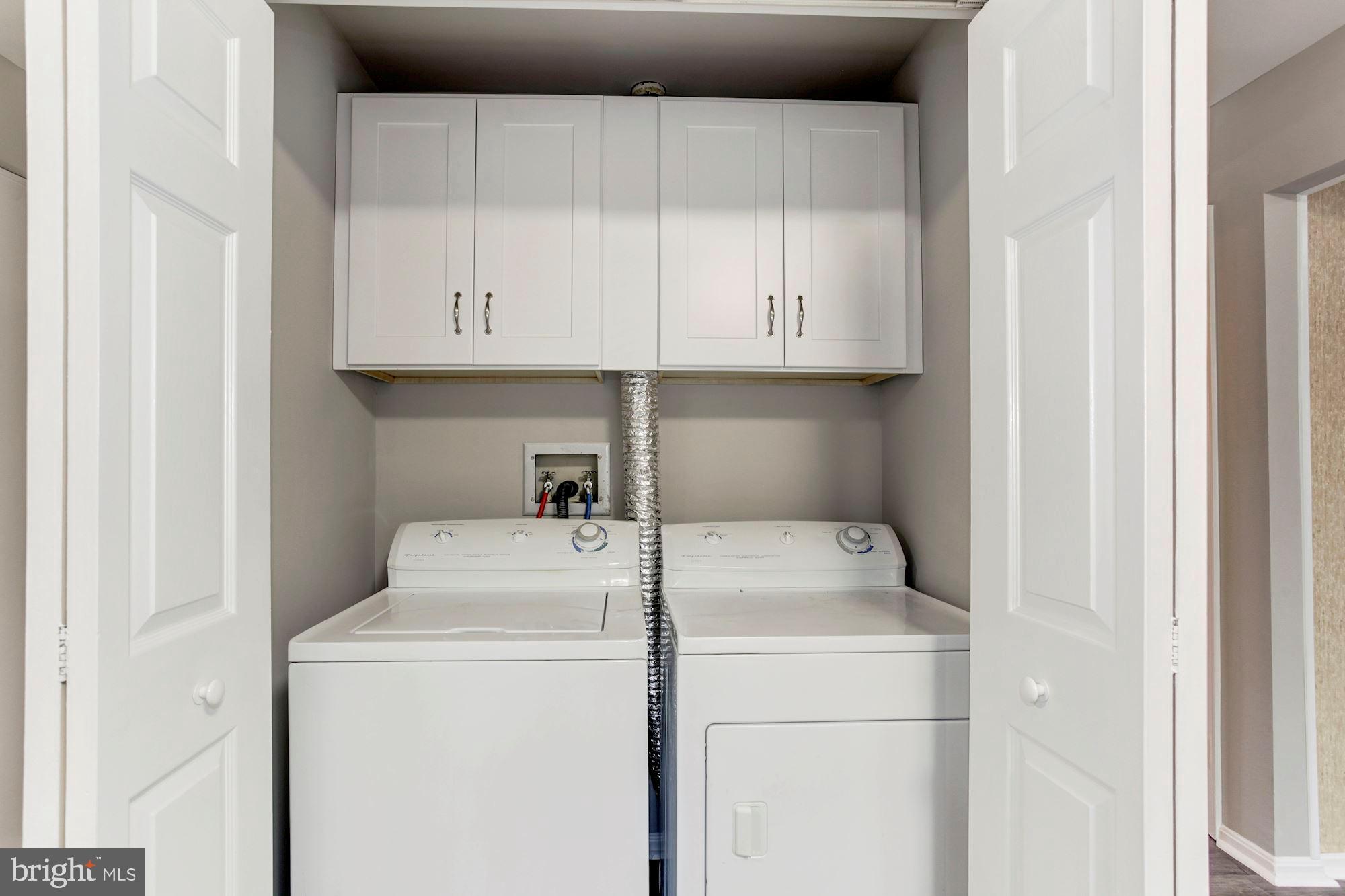 KENWOOD OAKS - Residential