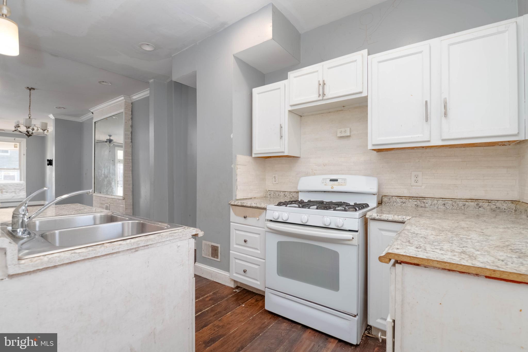 LEXINGTON - Residential