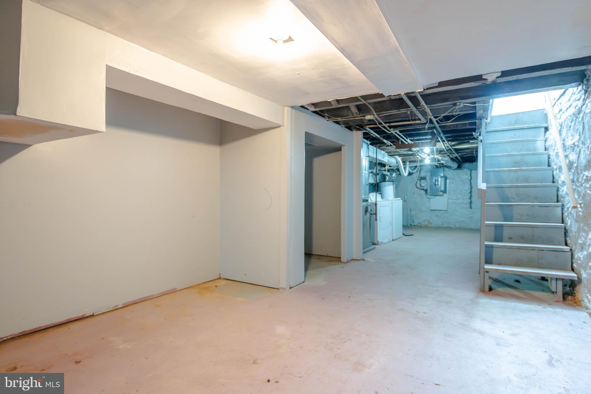 LEXINGTON - Residential