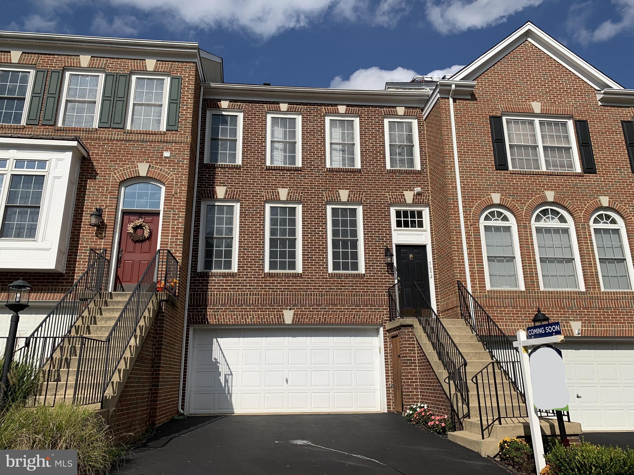 GOVERNORS GROVE - Residential Lease