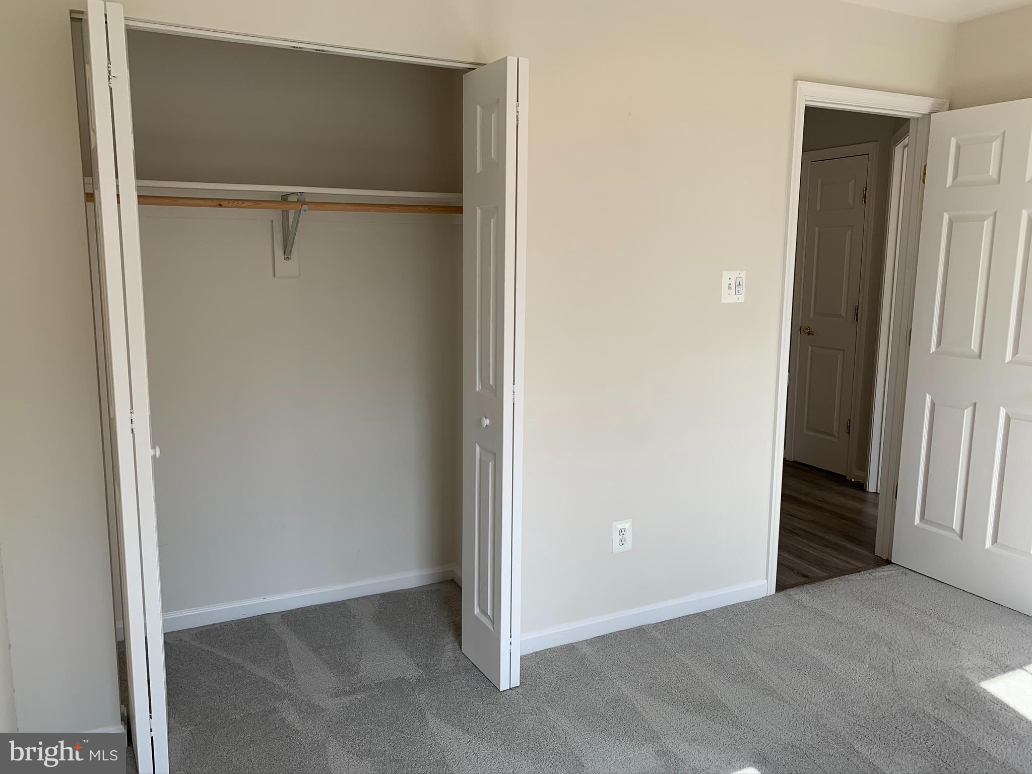 GOVERNORS GROVE - Residential Lease