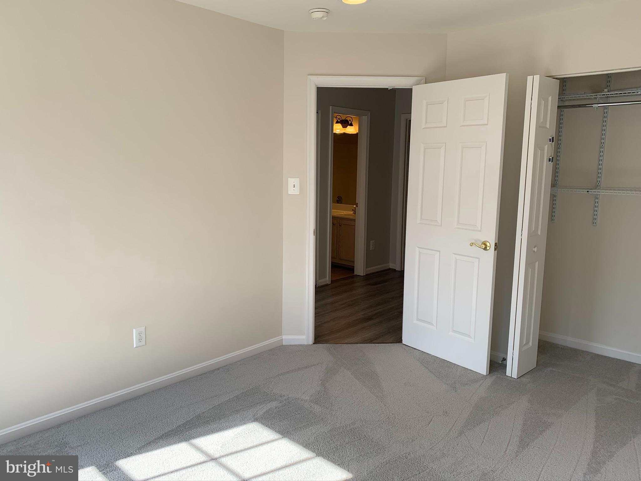 GOVERNORS GROVE - Residential Lease