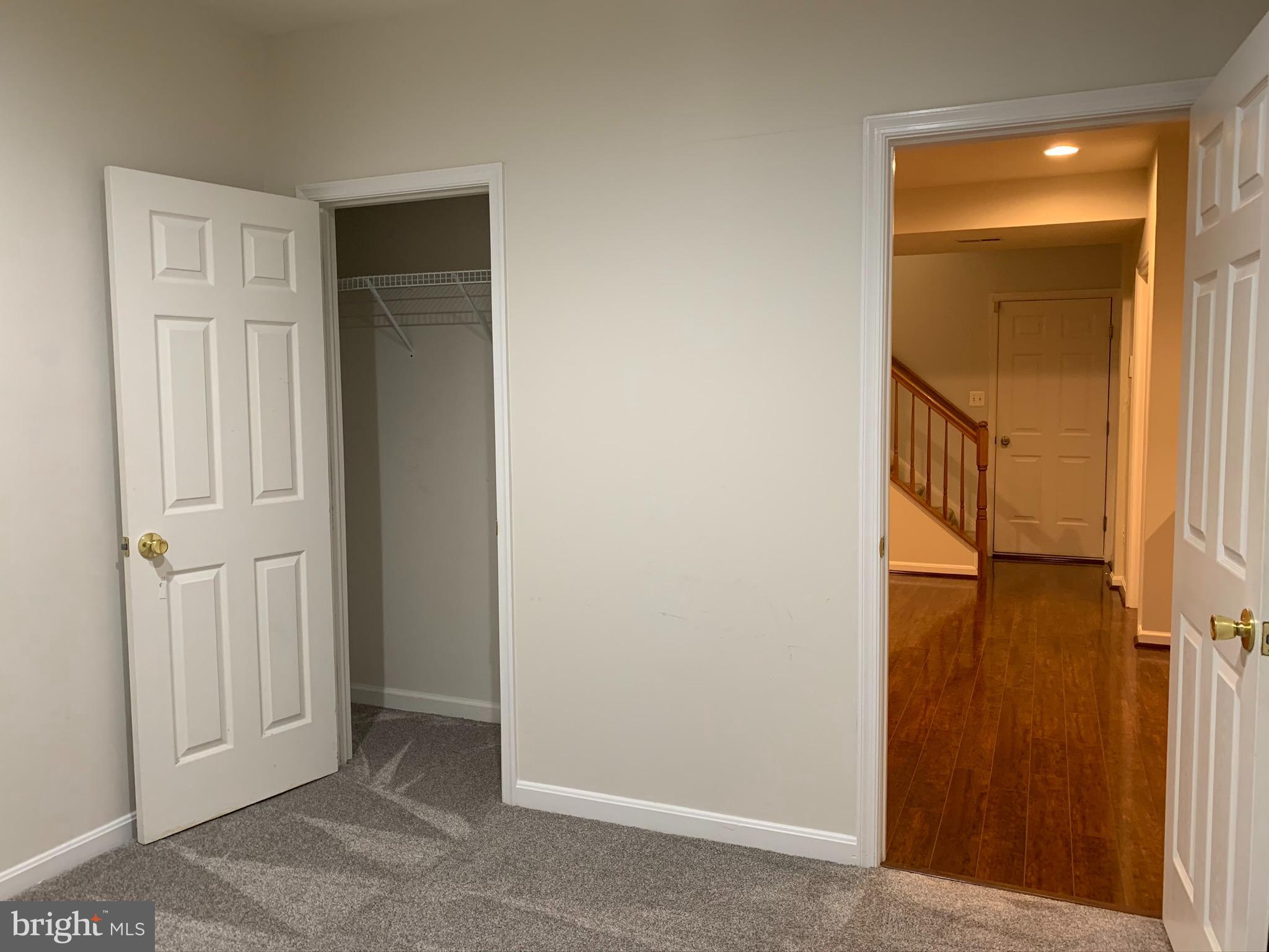 GOVERNORS GROVE - Residential Lease