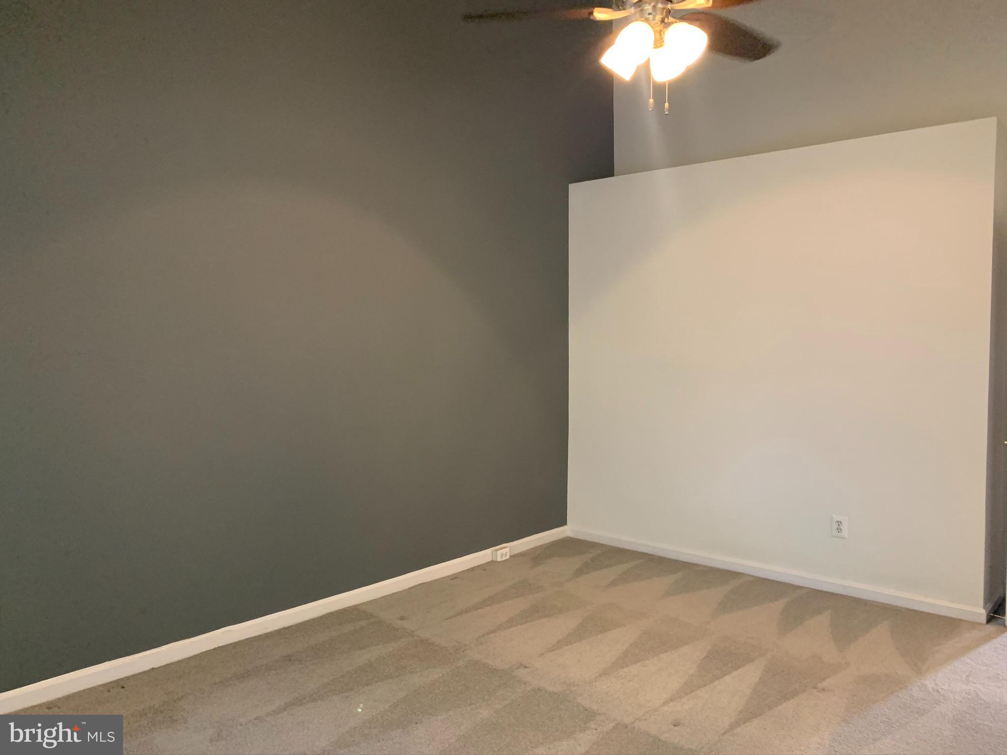 GOVERNORS GROVE - Residential Lease