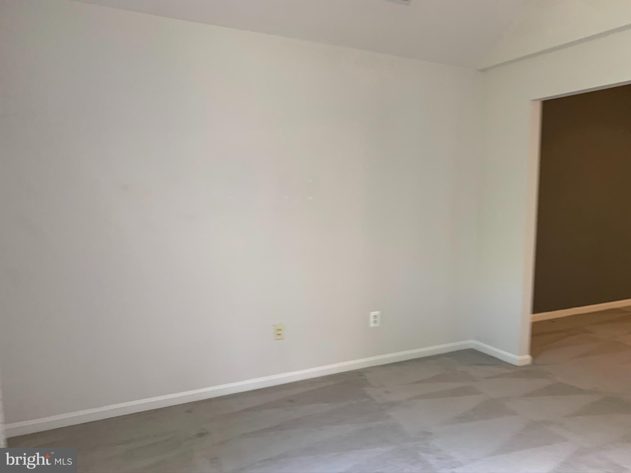 GOVERNORS GROVE - Residential Lease