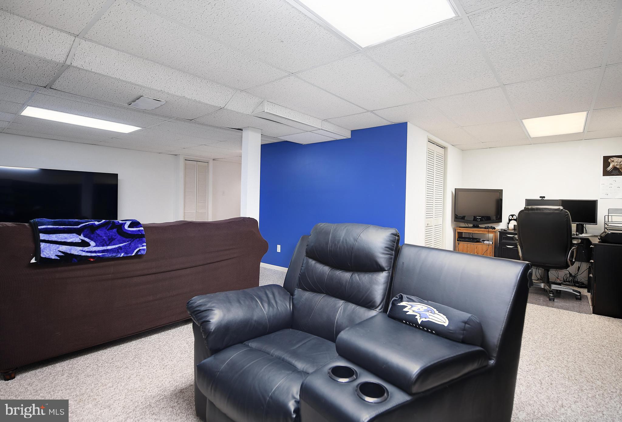 FOREST LAKES - Residential