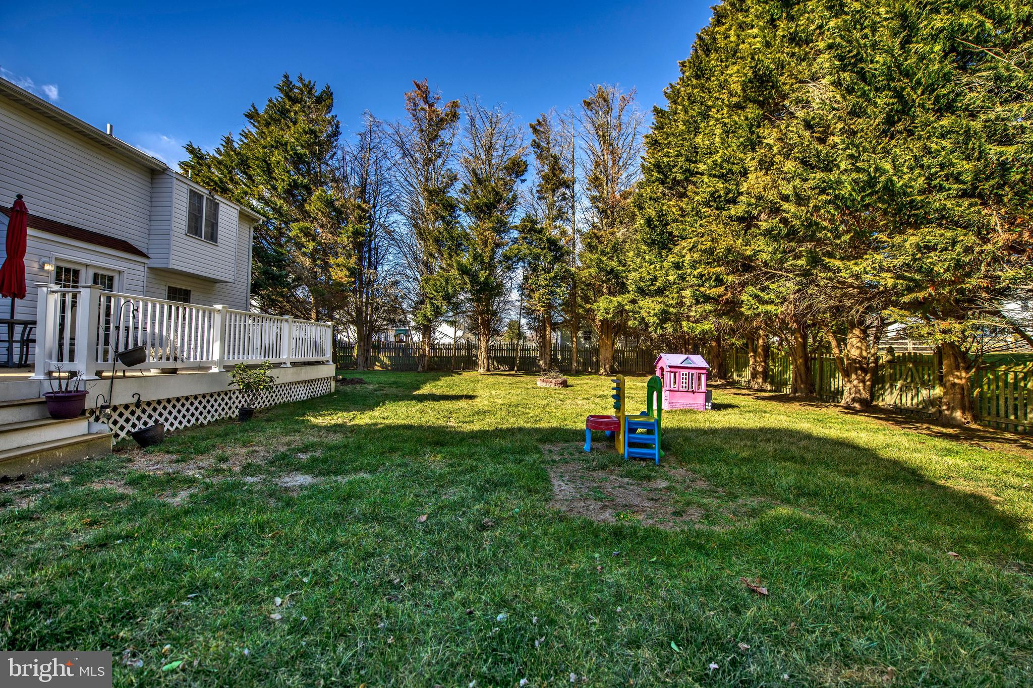 FOREST LAKES - Residential