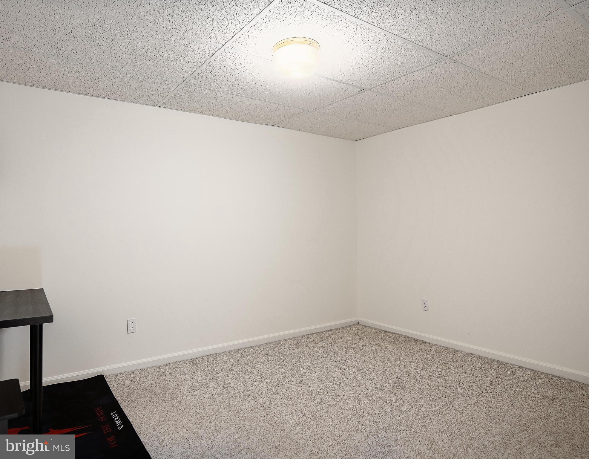 FOREST LAKES - Residential