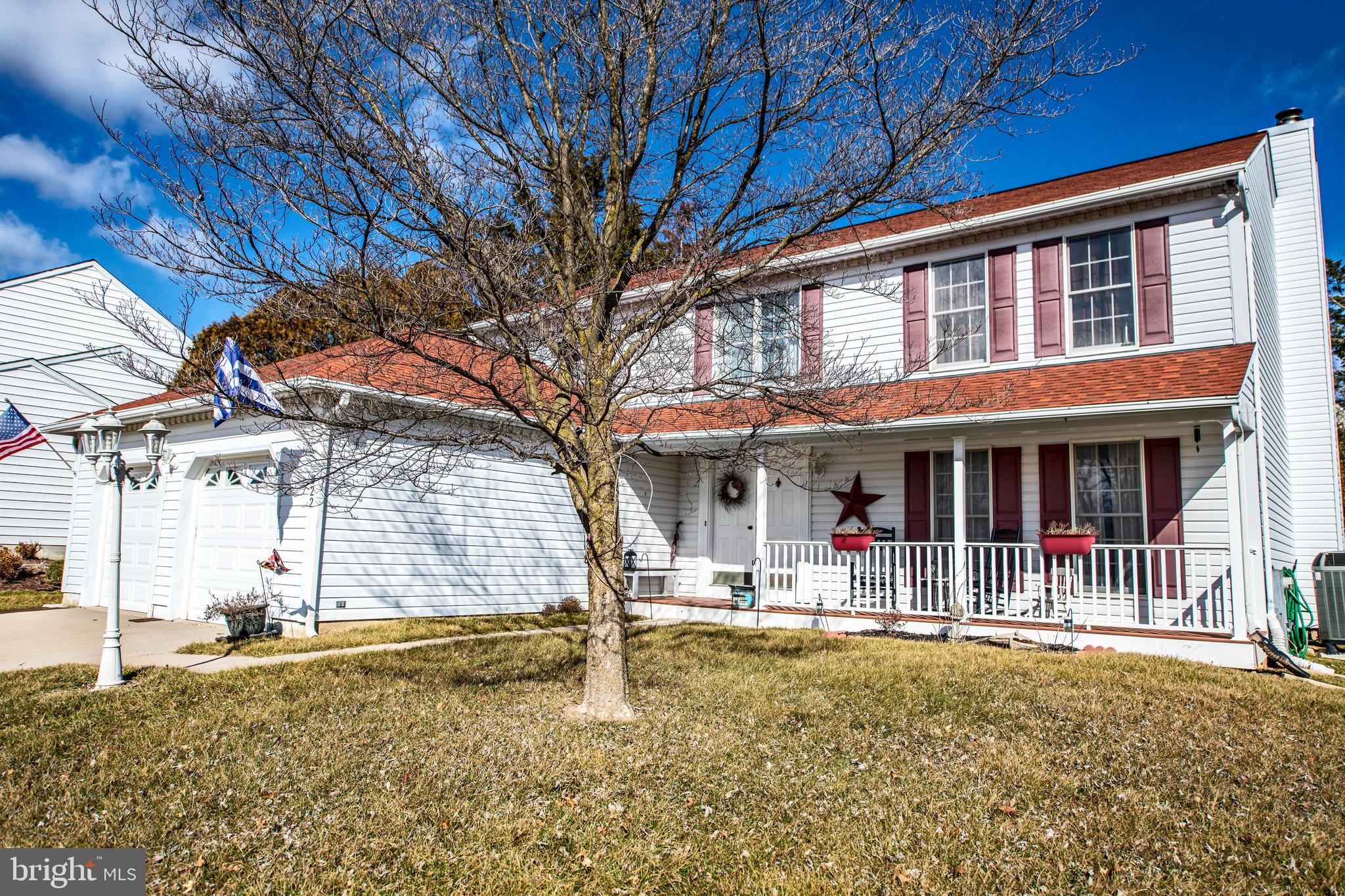 FOREST LAKES - Residential