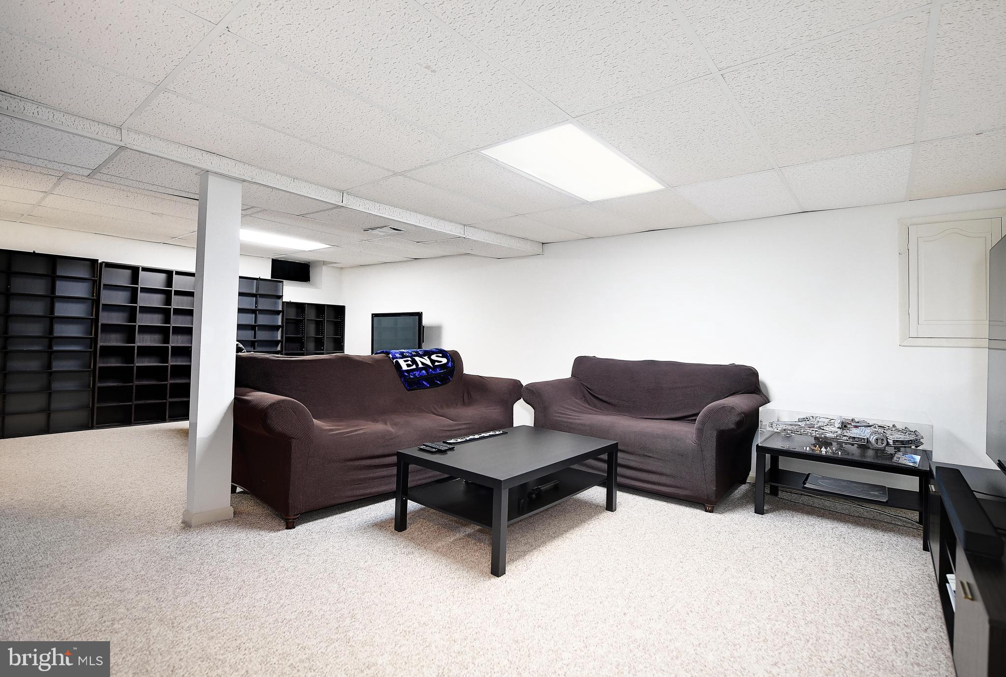 FOREST LAKES - Residential